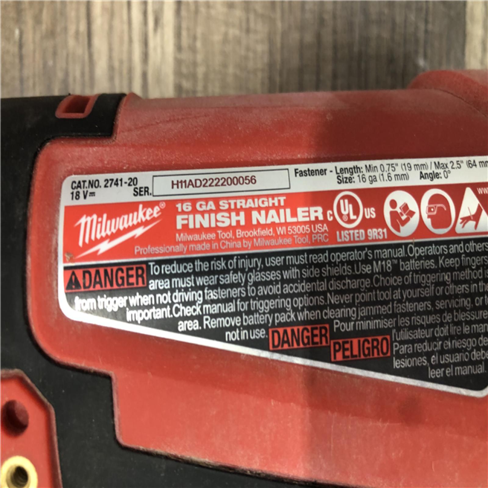AS-IS Milwaukee M18 FUEL 18-Volt Lithium-Ion Brushless Cordless 16-Gauge Straight Finish Nailer (Tool Only)