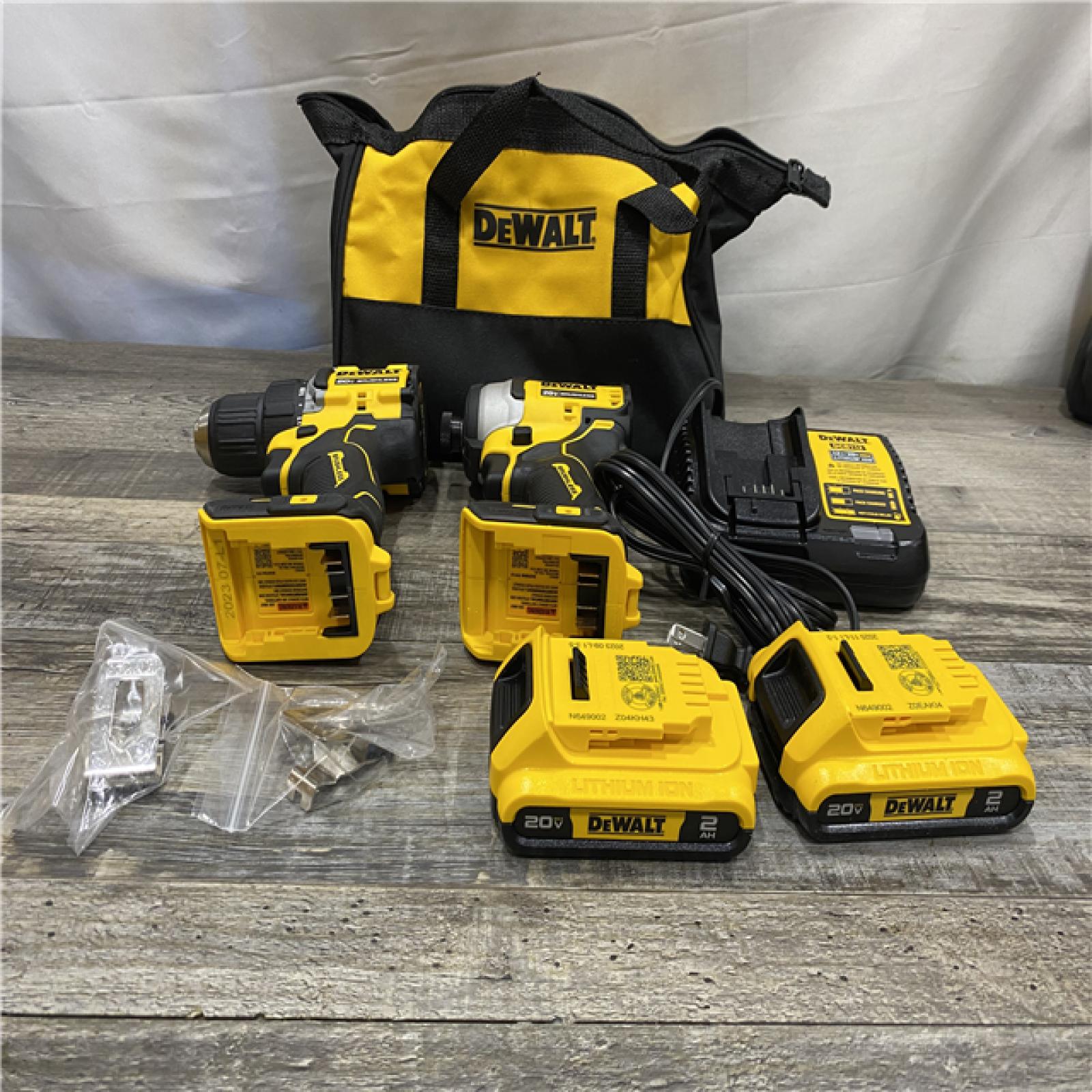 AS-IS DEWALT ATOMIC 20-Volt MAX Lithium-Ion Cordless Combo Kit