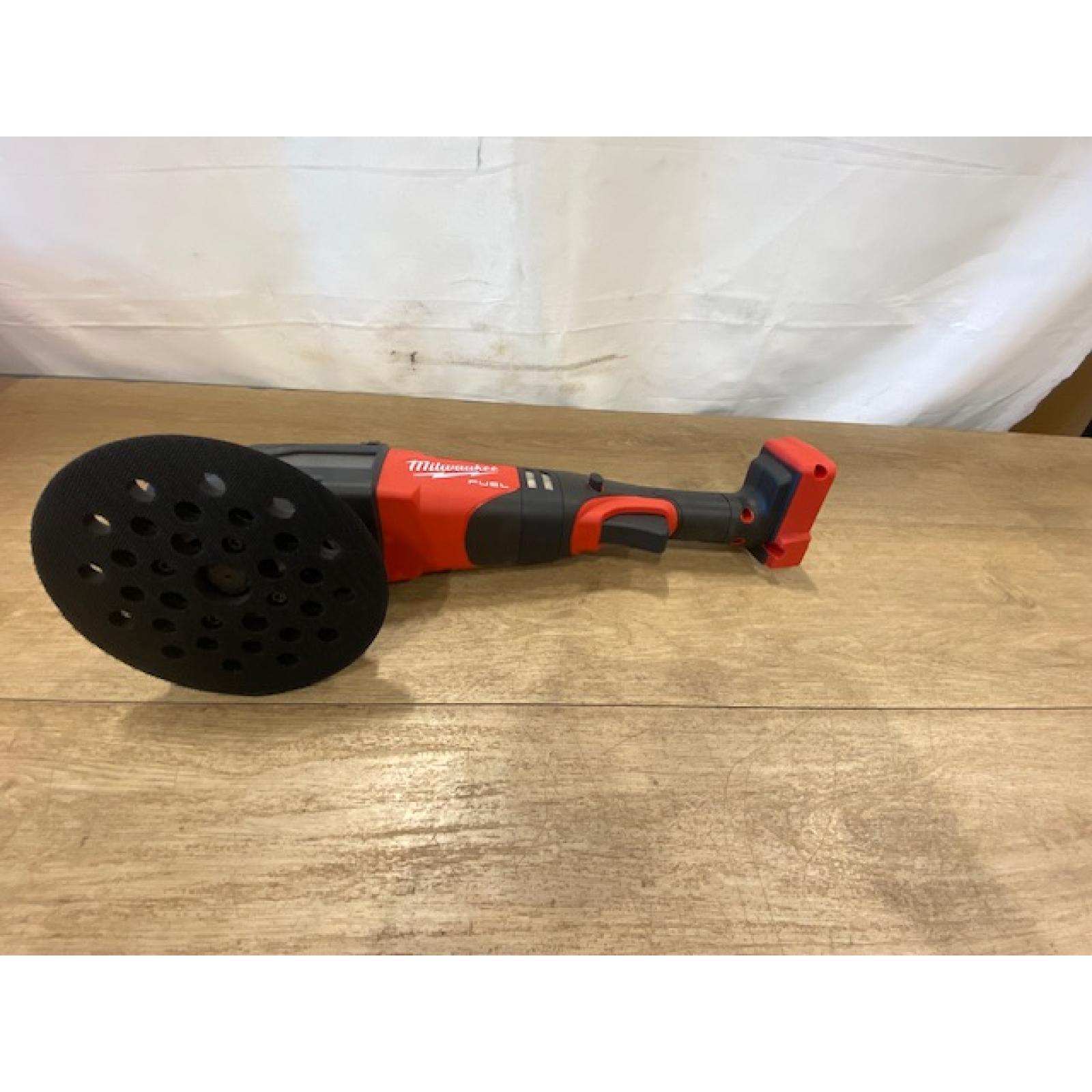 AS-IS Milwaukee FUEL18V Lithium-Ion Brushless Cordless 21MM DA Polisher (Tool-Only)