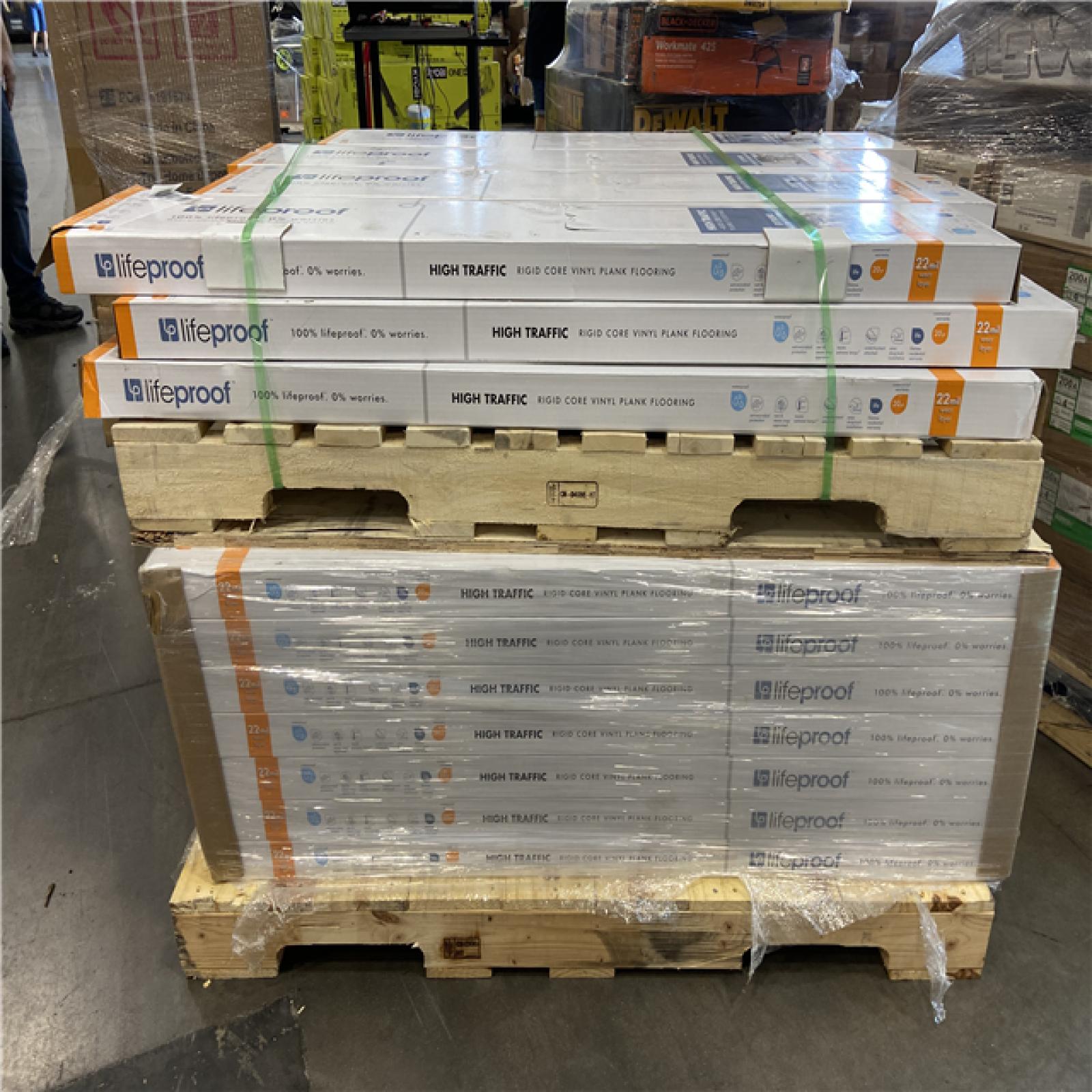 DALLAS LOCATION - Lifeproof Blonde Espresso Oak 22 MIL x 9 in. W x 48 in. L Click Lock Waterproof Luxury Vinyl Plank Flooring (21 sq. ft./Case (40 CASES)