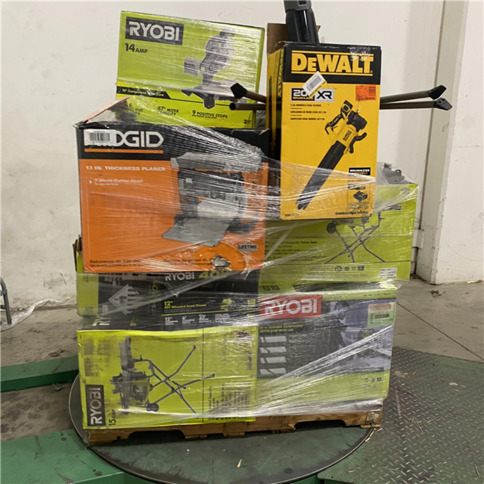 Dallas Location - As-Is Tool Pallet