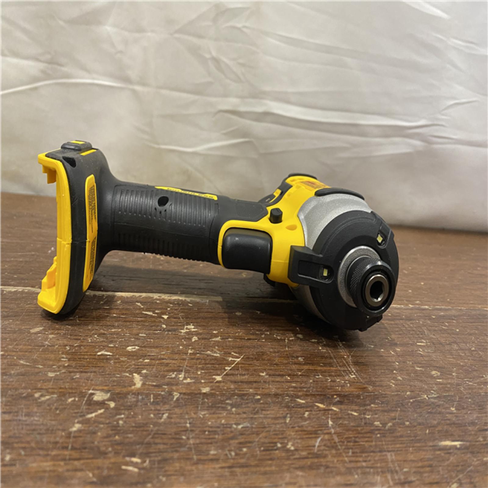 AS-IS DeWALT ATOMIC 20V MAX Cordless Compact Impact Driver Kit W/ Li-Ion Battery, 1/4, Brushless