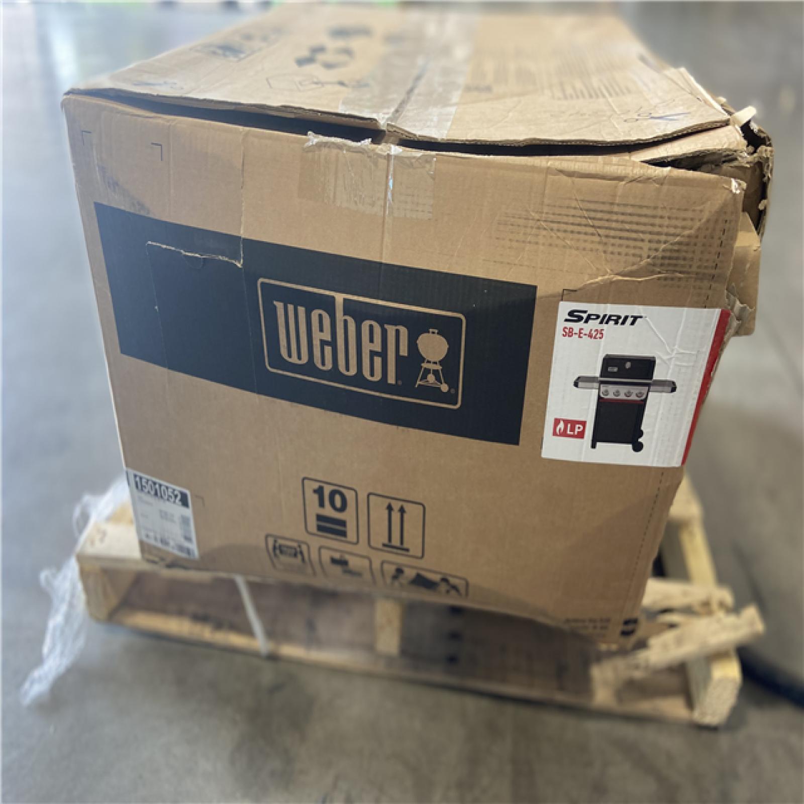 DALLAS LOCATION - Weber Spirit SB-E-425 4-Burner Propane Gas Grill in Black with Powerful Boost Burners