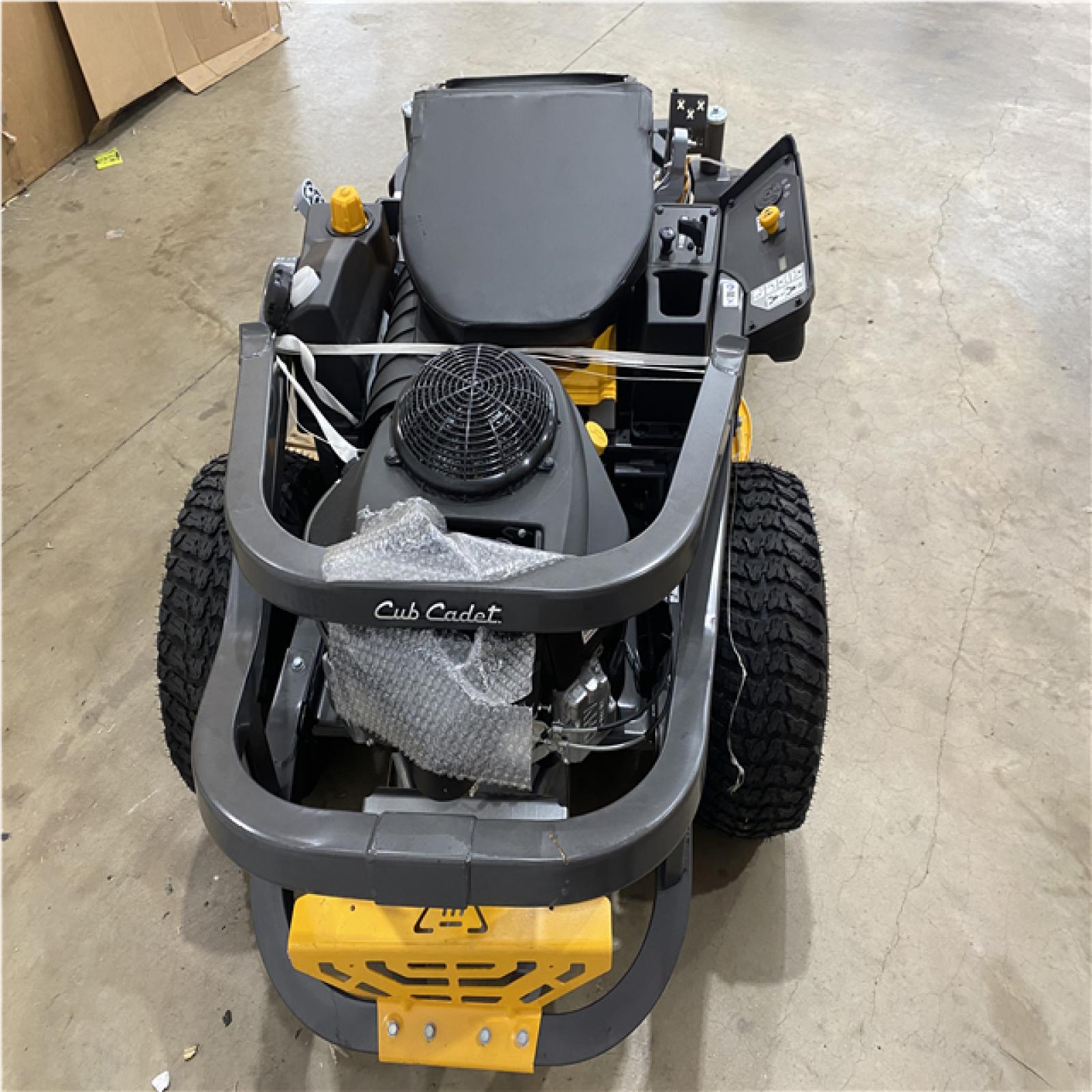 Houston Location - AS-IS Outdoor Power Equipment CUB CADET Z2 42 SIT DOWN MOWER