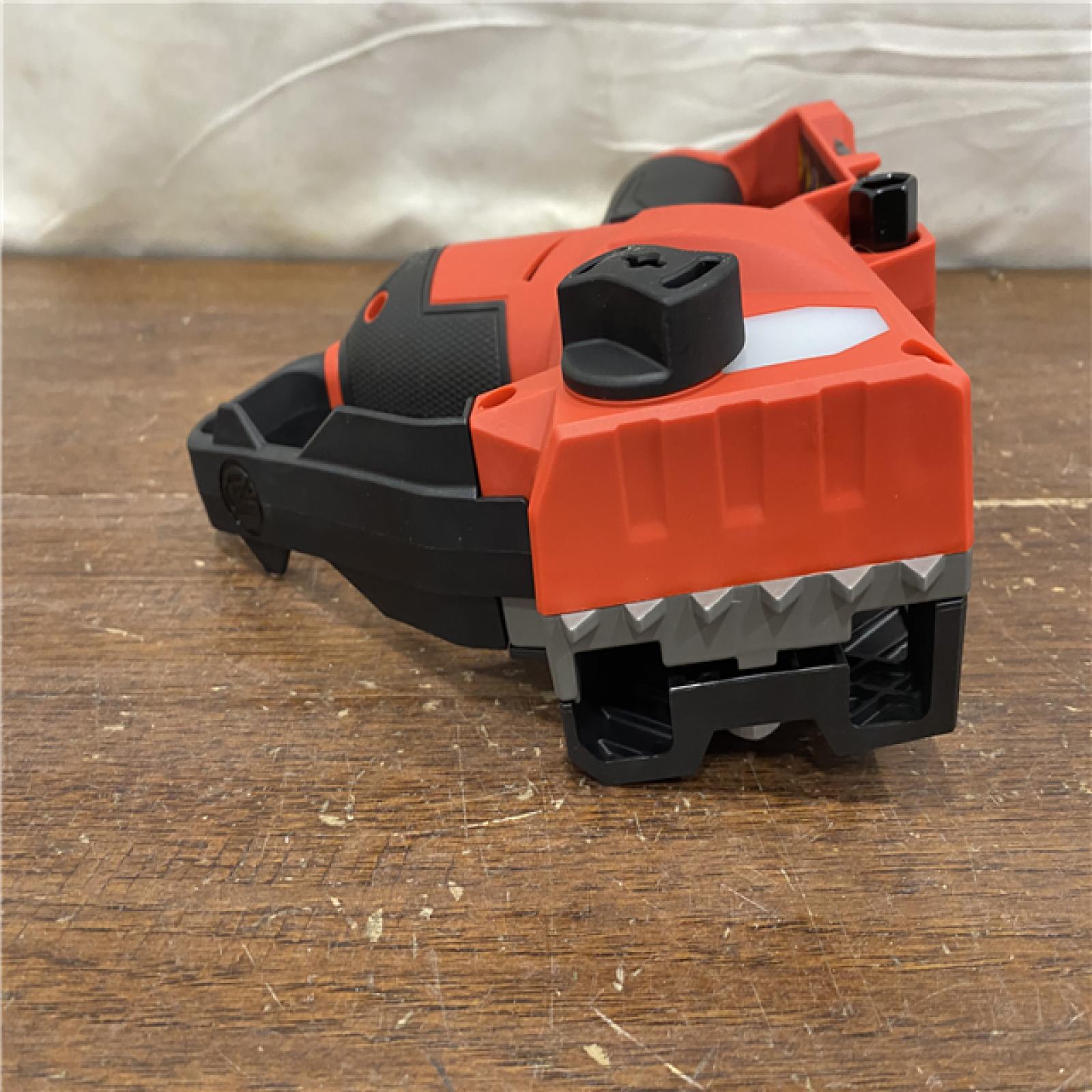 AS-IS Milwaukee M12 FUEL 6 in. 12V Lithium-Ion Brushless Electric Cordless Battery Pruning Saw HATCHET (Tool-Only)