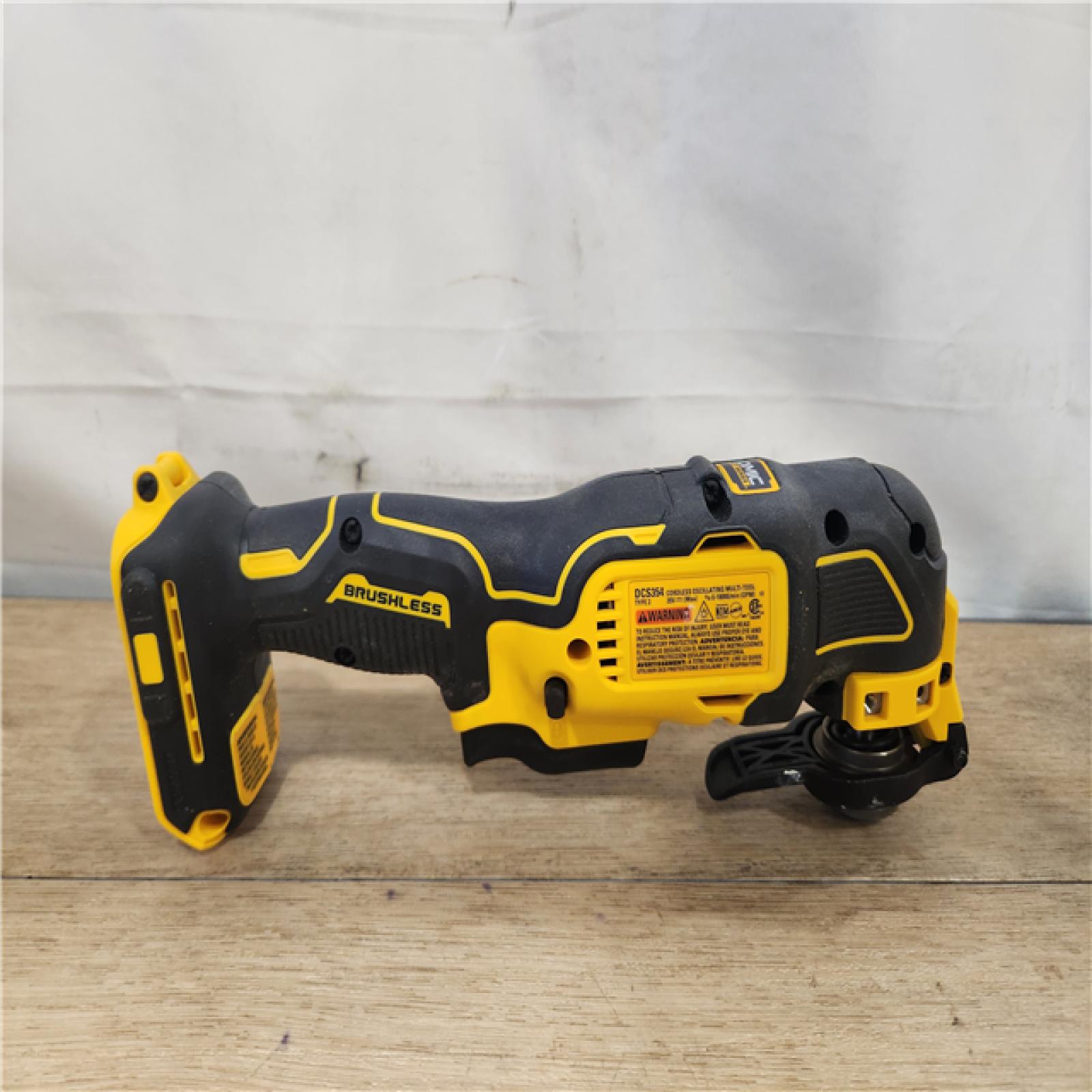 AS-IS- ATOMIC 20V MAX Cordless Brushless Oscillating Multi Tool (Tool Only)