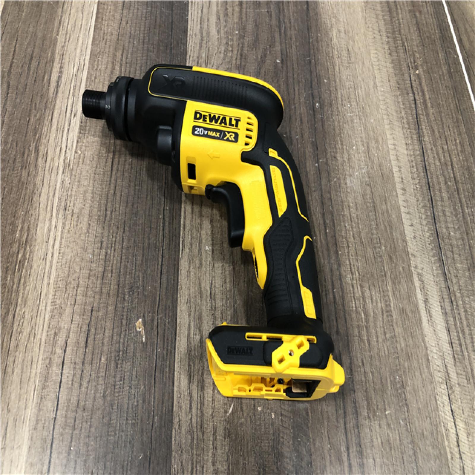 AS-IS DEWALT 20V MAX XR Cordless Brushless Drywall Screw Gun Threaded Clutch Housing (Tool Only)