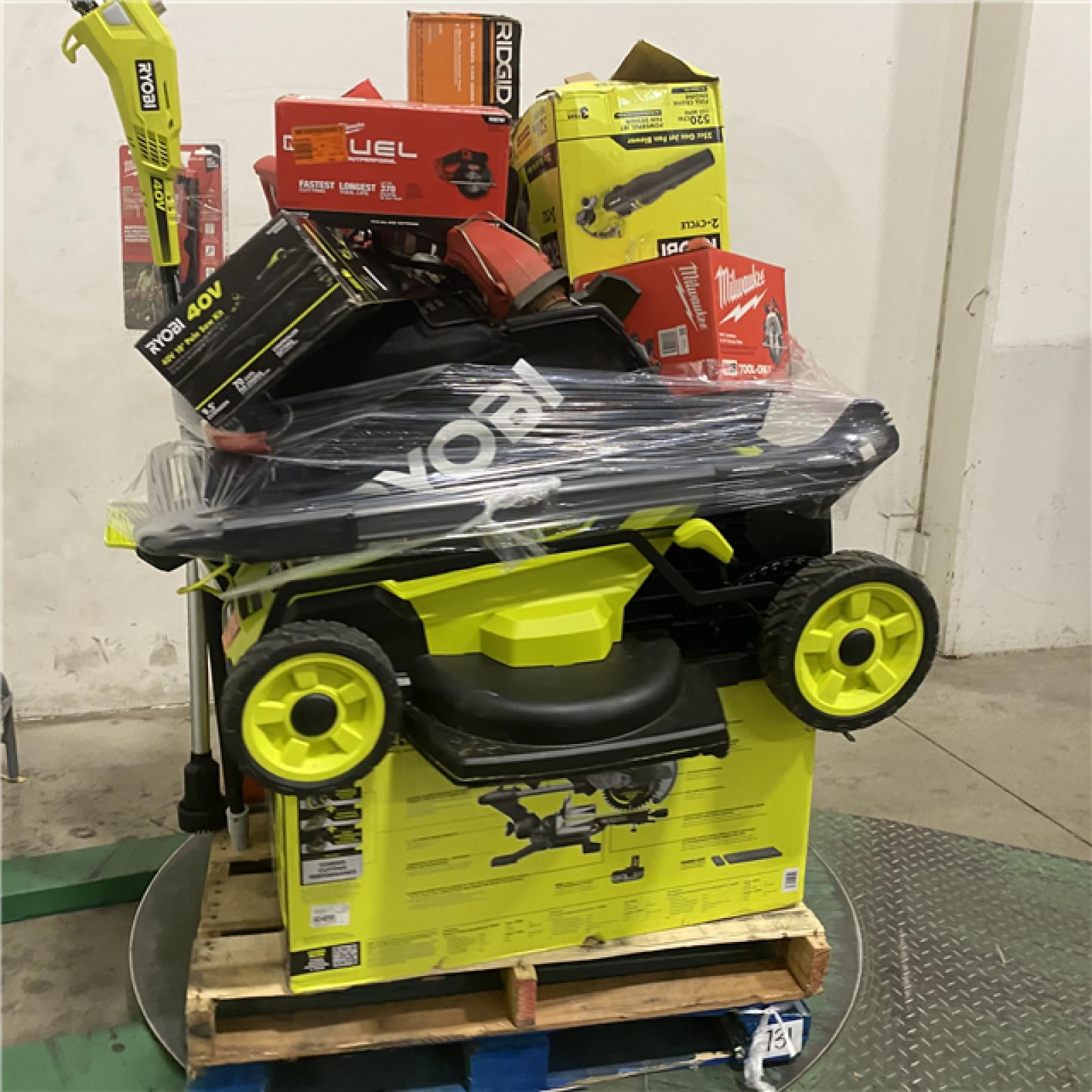 Dallas Location - As-Is Tool Pallet