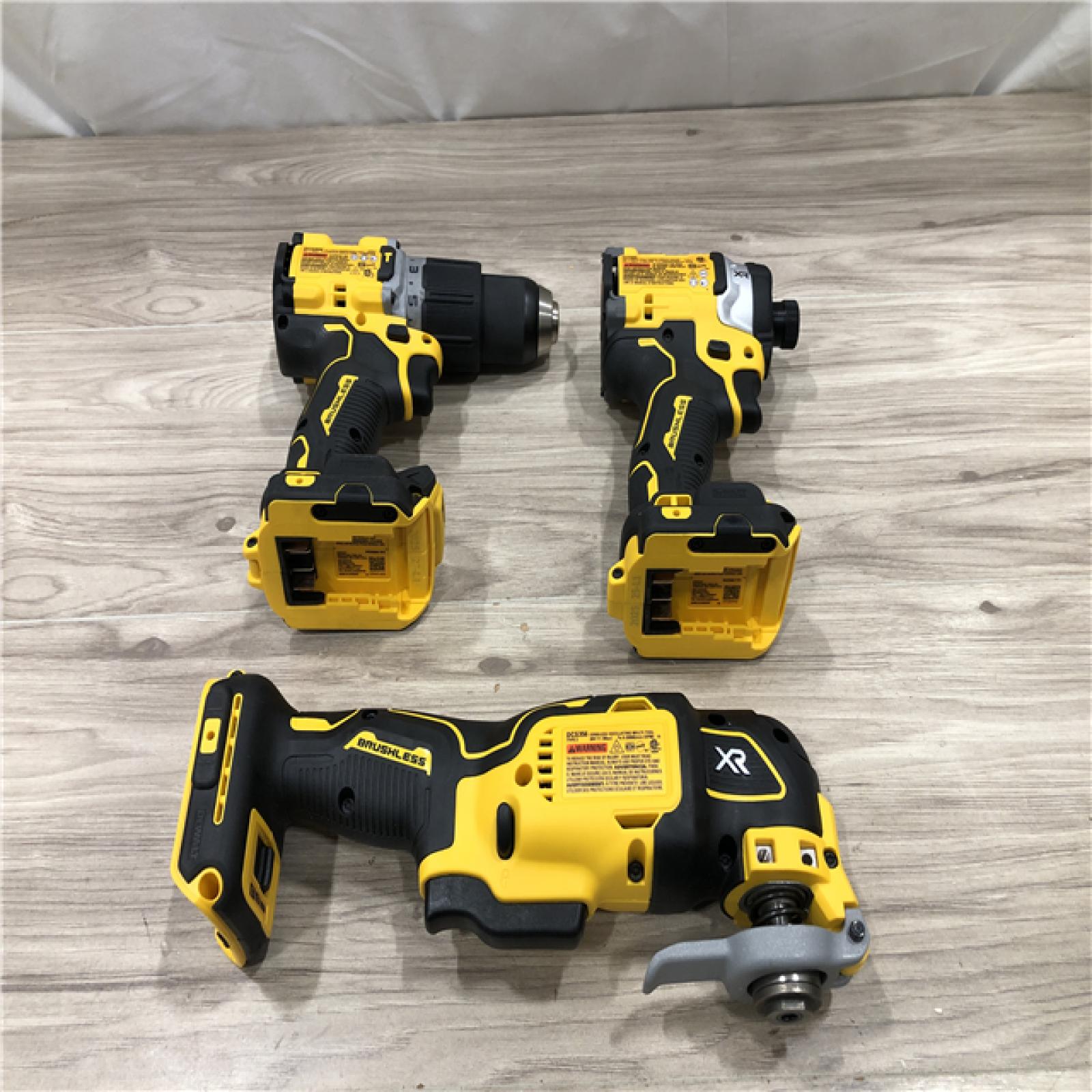 AS-IS DEWALT 20V MAX Lithium-Ion Cordless 3-Tool Combo Kit