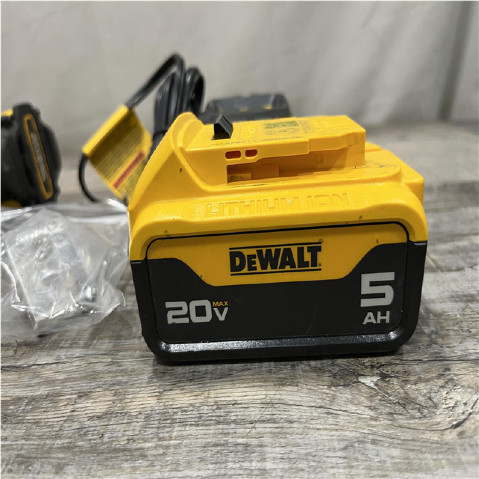 AS-IS DEWALT ATOMIC 20V Lithium-Ion Cordless 1/2 in. Hammer Drill Kit