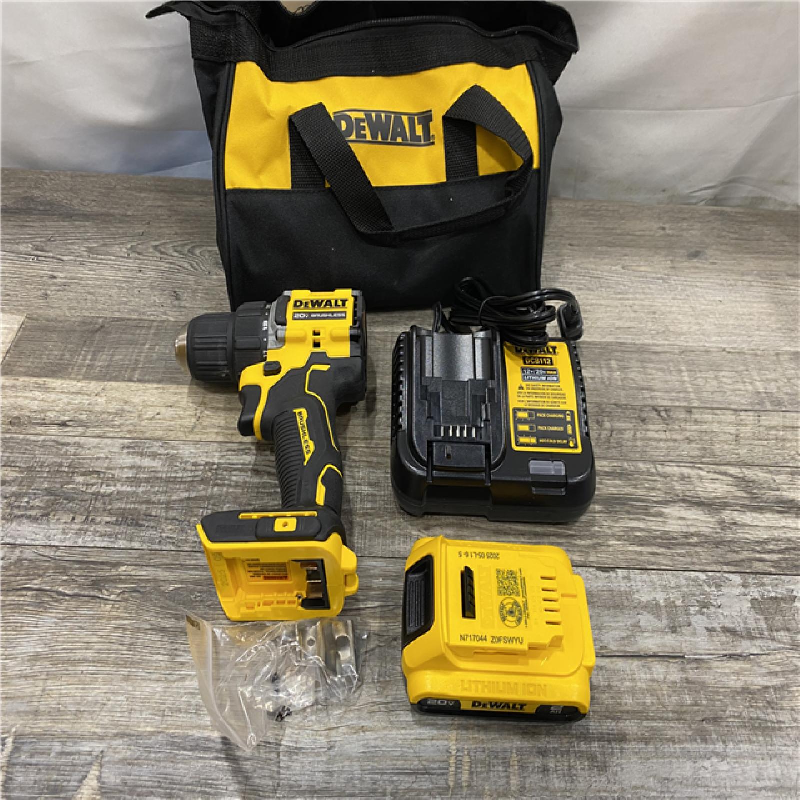 AS-IS DEWALT Atomic 20V Lithium-Ion Cordless Compact 1/2 in. Drill/Driver Kit