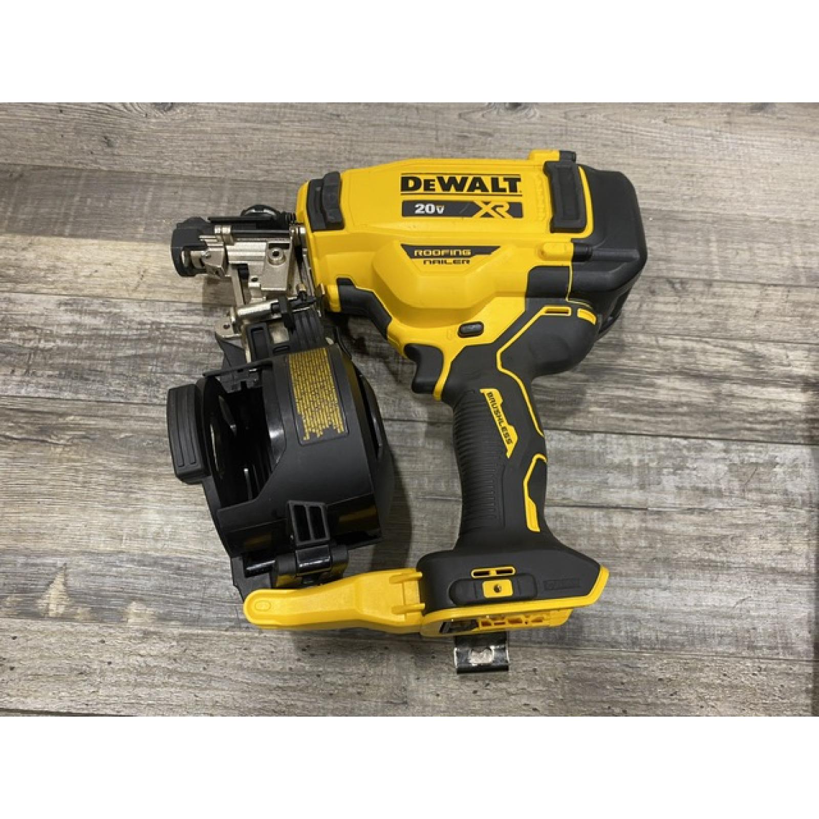AS-IS DEWALT 20V MAX Lithium-Ion 15-Degree Electric Cordless Roofing Nailer Kit