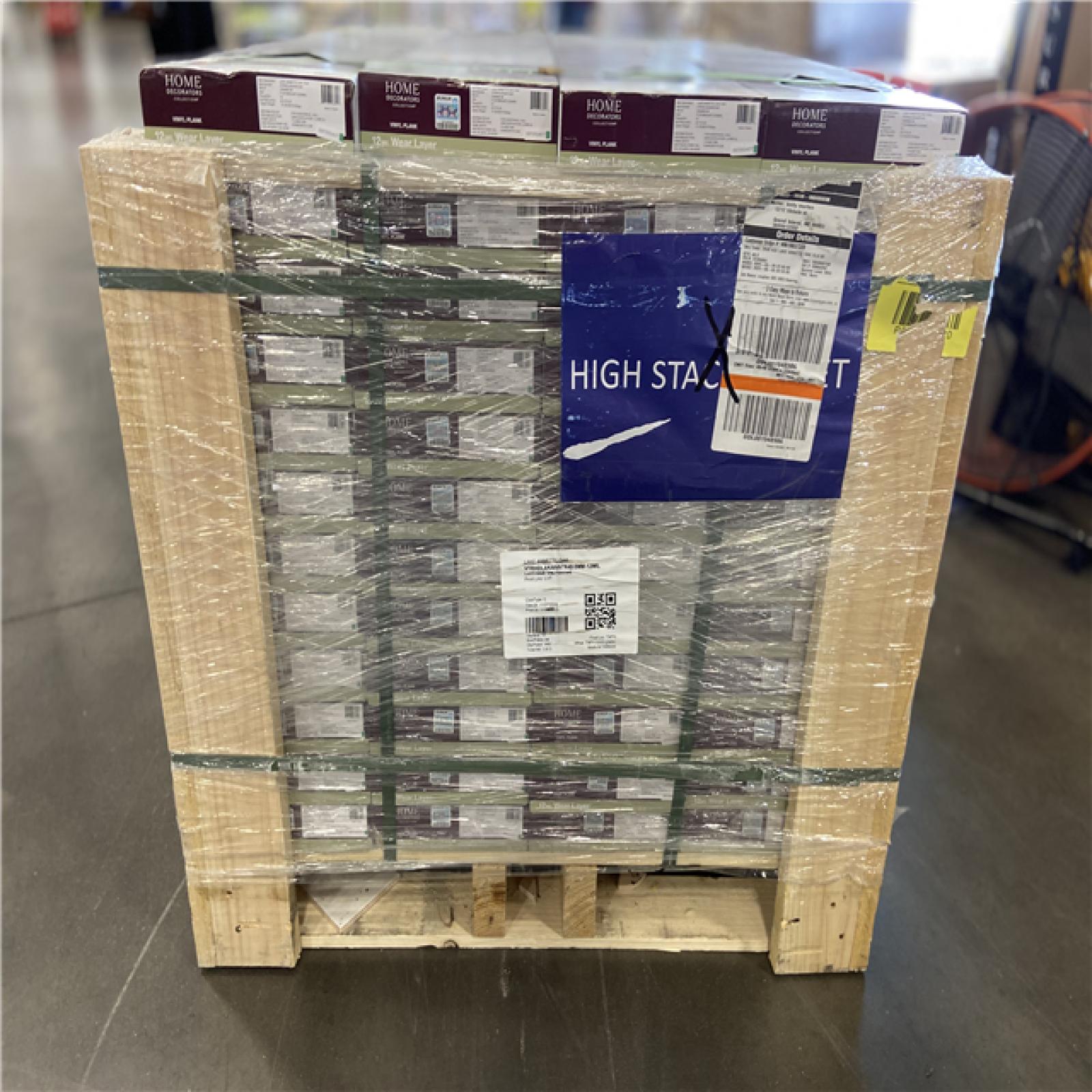 DALLAS LOCATION - Home Decorators Collection Lake Annette Oak 12 MIL x 7 in. W x 48 in. L Click Lock Waterproof Luxury Vinyl Plank Flooring (23.8 sq. ft. / case) 48 CASES