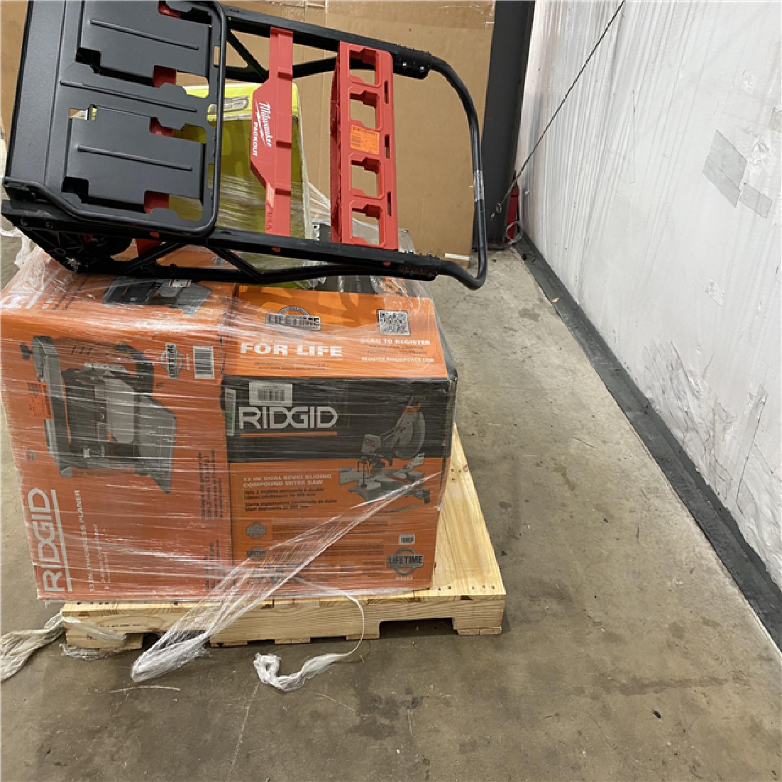 Houston Location AS IS - Tool Pallet