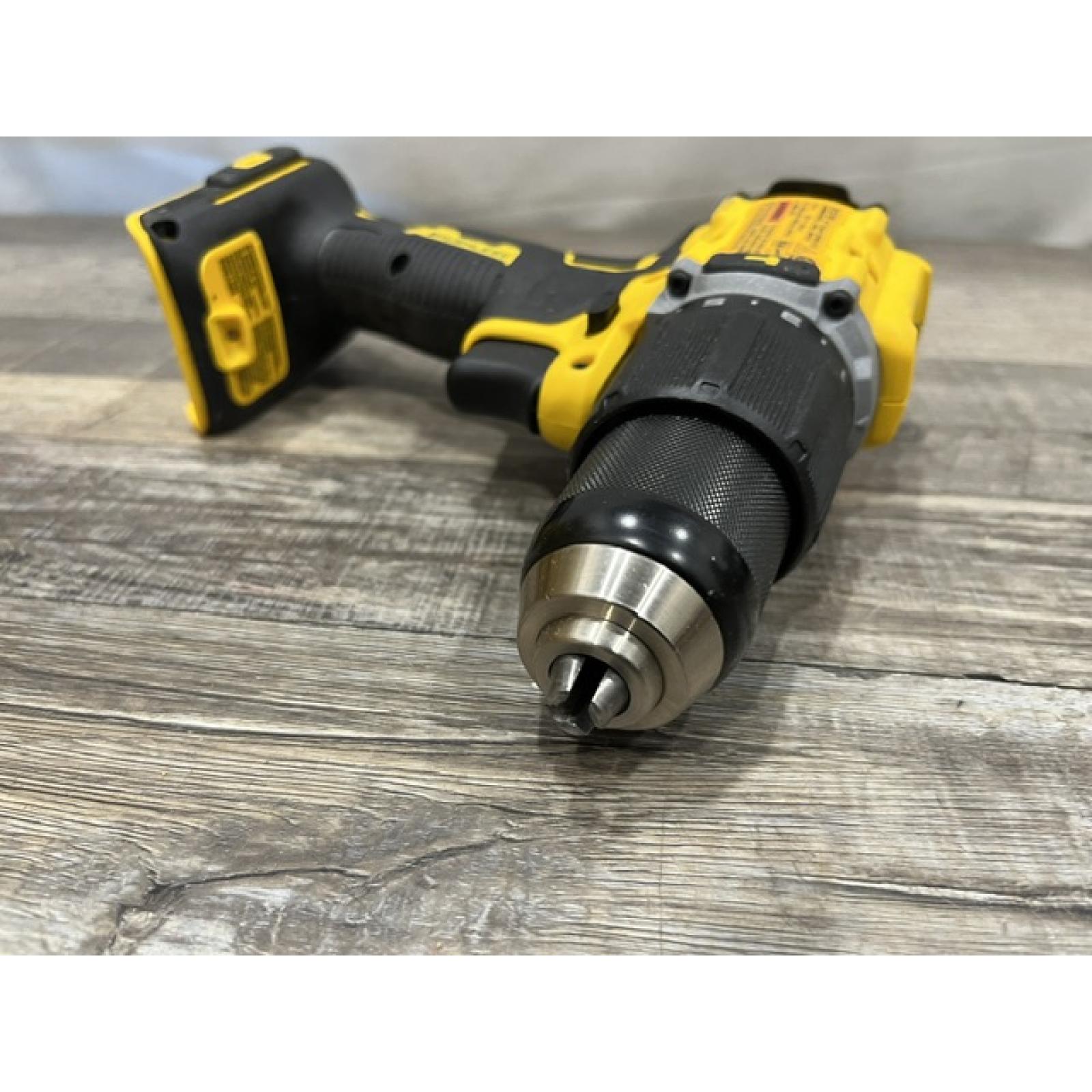 AS-IS DEWALT ATOMIC 20V Lithium-Ion Cordless 1/2 in. Hammer Drill Kit