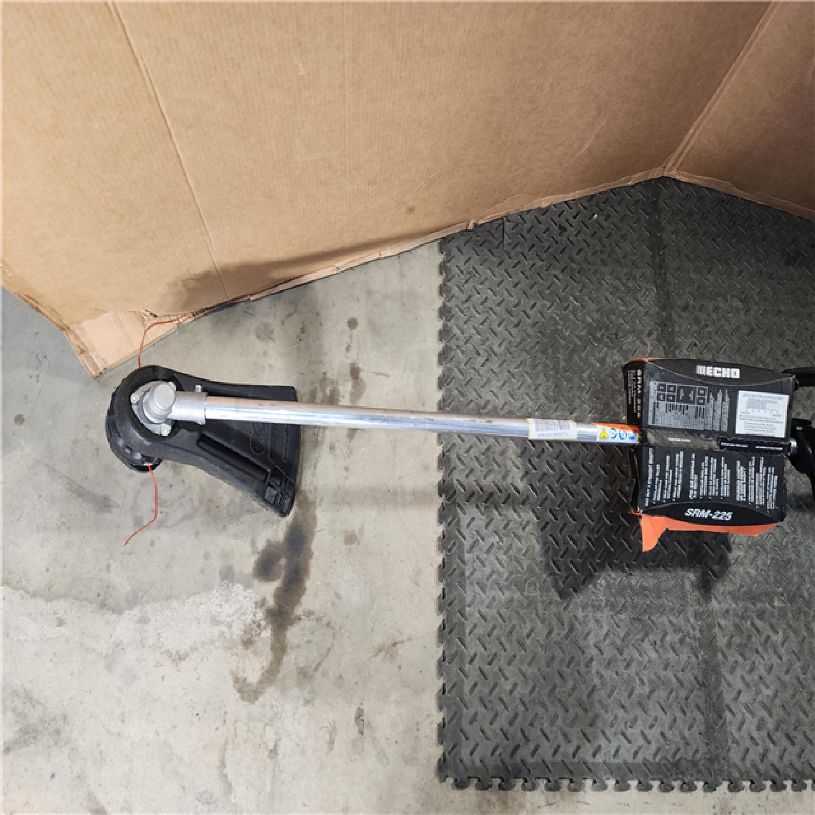 HOUSTON LOCATION AS-IS Echo SRM-225 21.2cc 2 Stroke Fuel Efficient Durable Gas Straight Shaft Trimmer