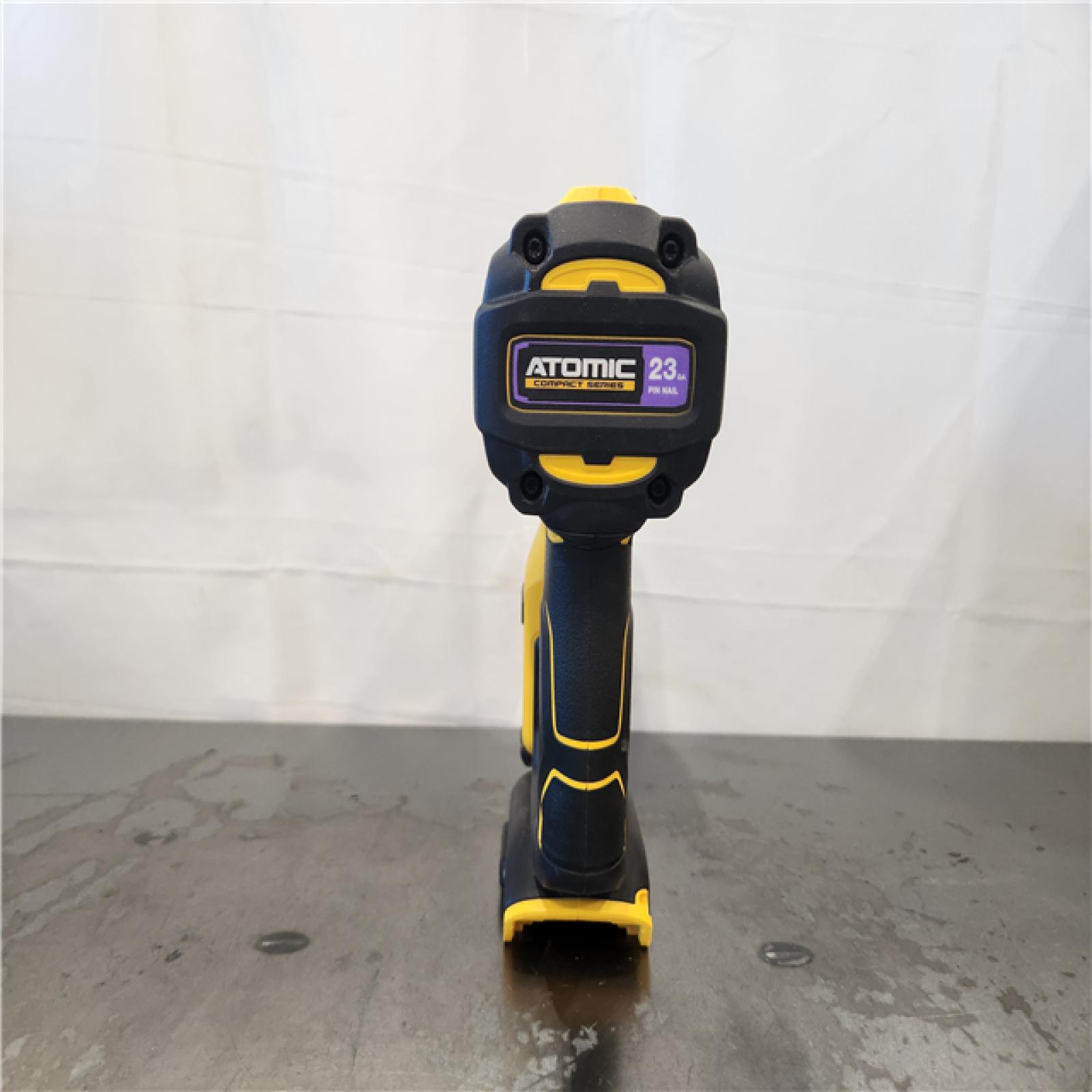 AS-IS- DEWALT ATOMIC 20V MAX Lithium Ion Cordless 23 Gauge Pin Nailer Kit