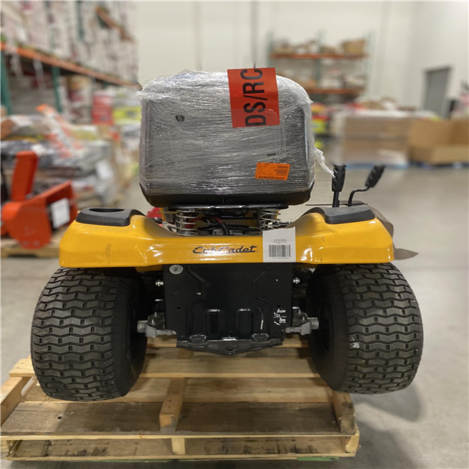 Dallas Location - As-Is Cub Cadet XT1 Enduro LT 42 in. 547cc Gas Riding Lawn Tractor