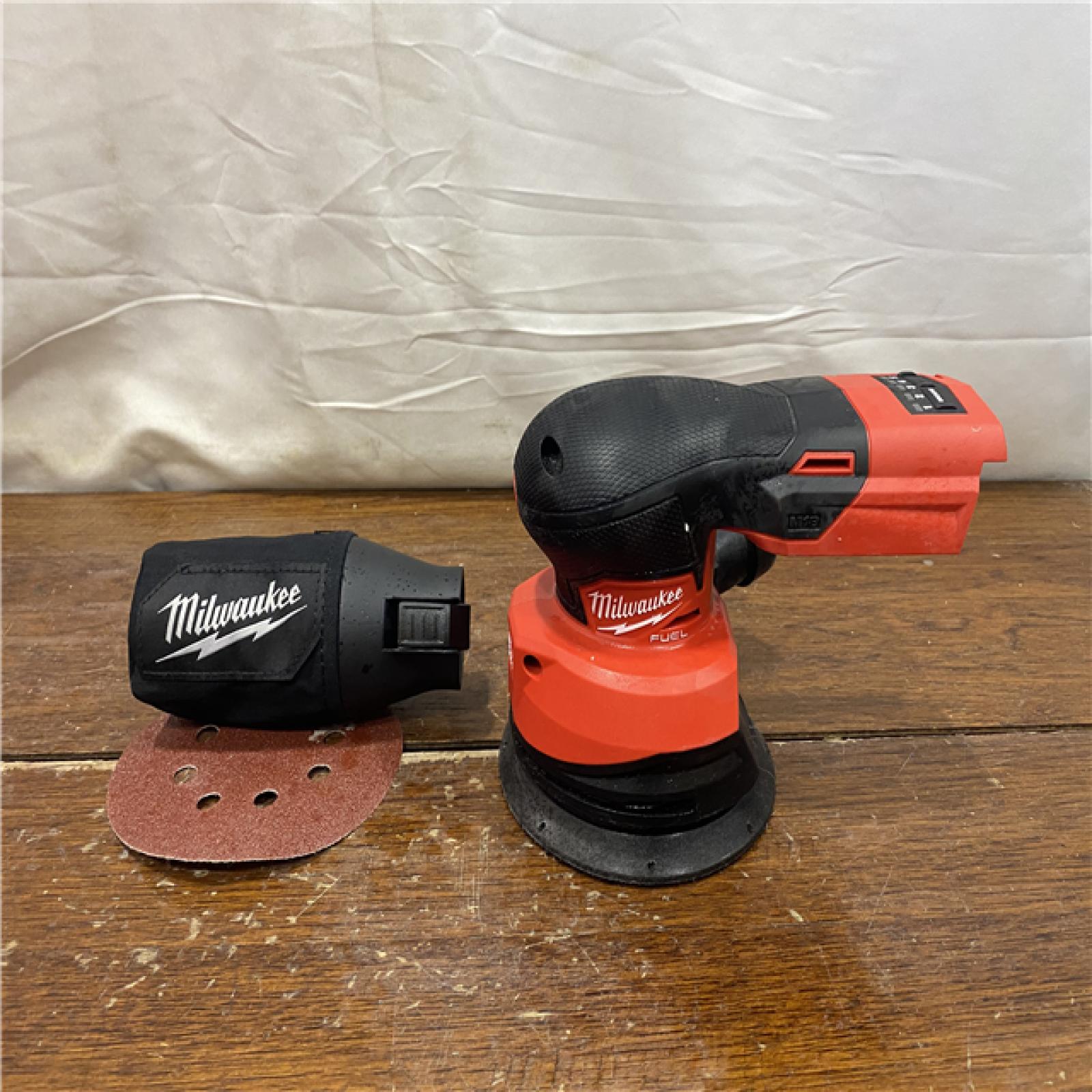 AS-IS MILWAUKEE Orbit Sander,Brushless,18 V