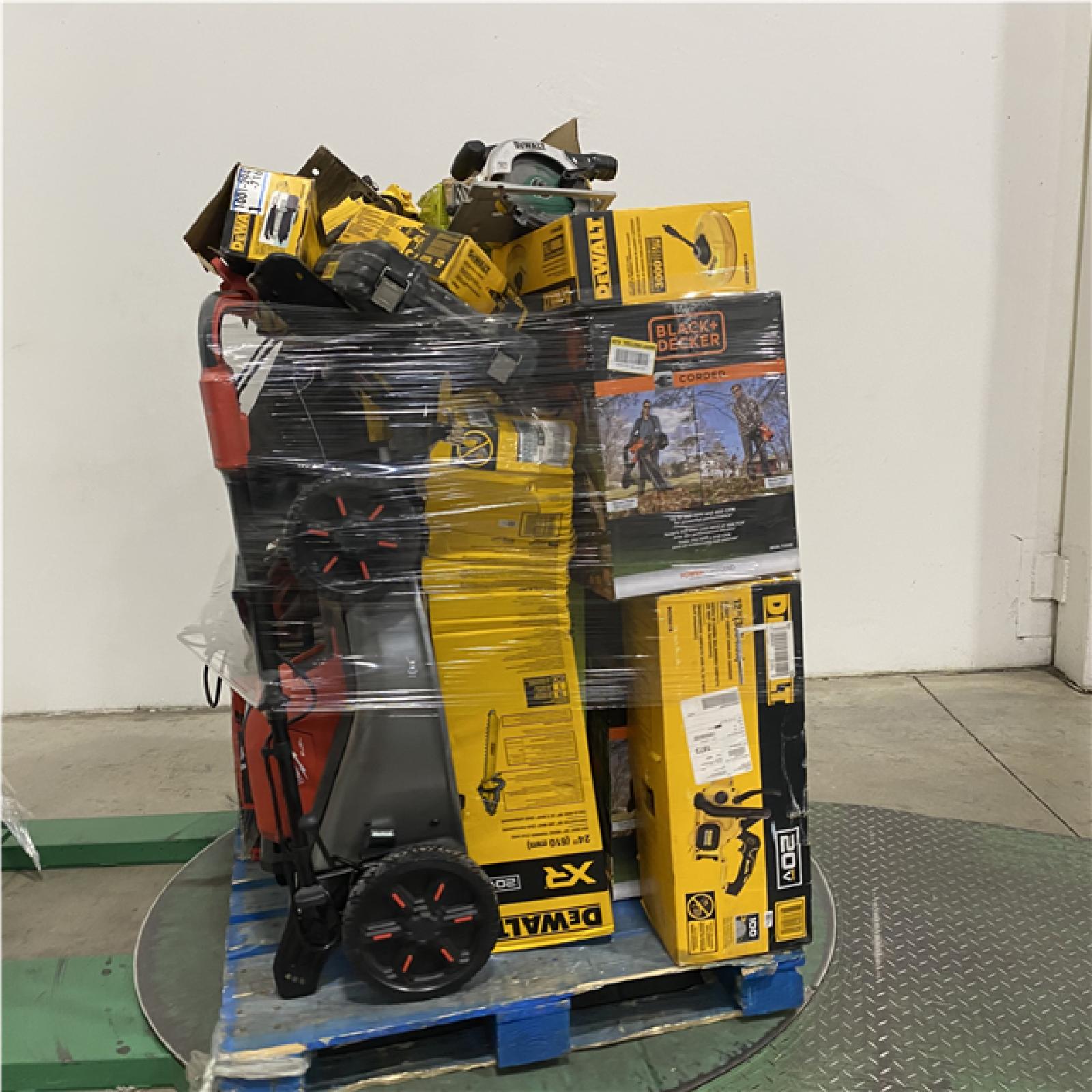 Dallas Location - As-Is Tool Pallet