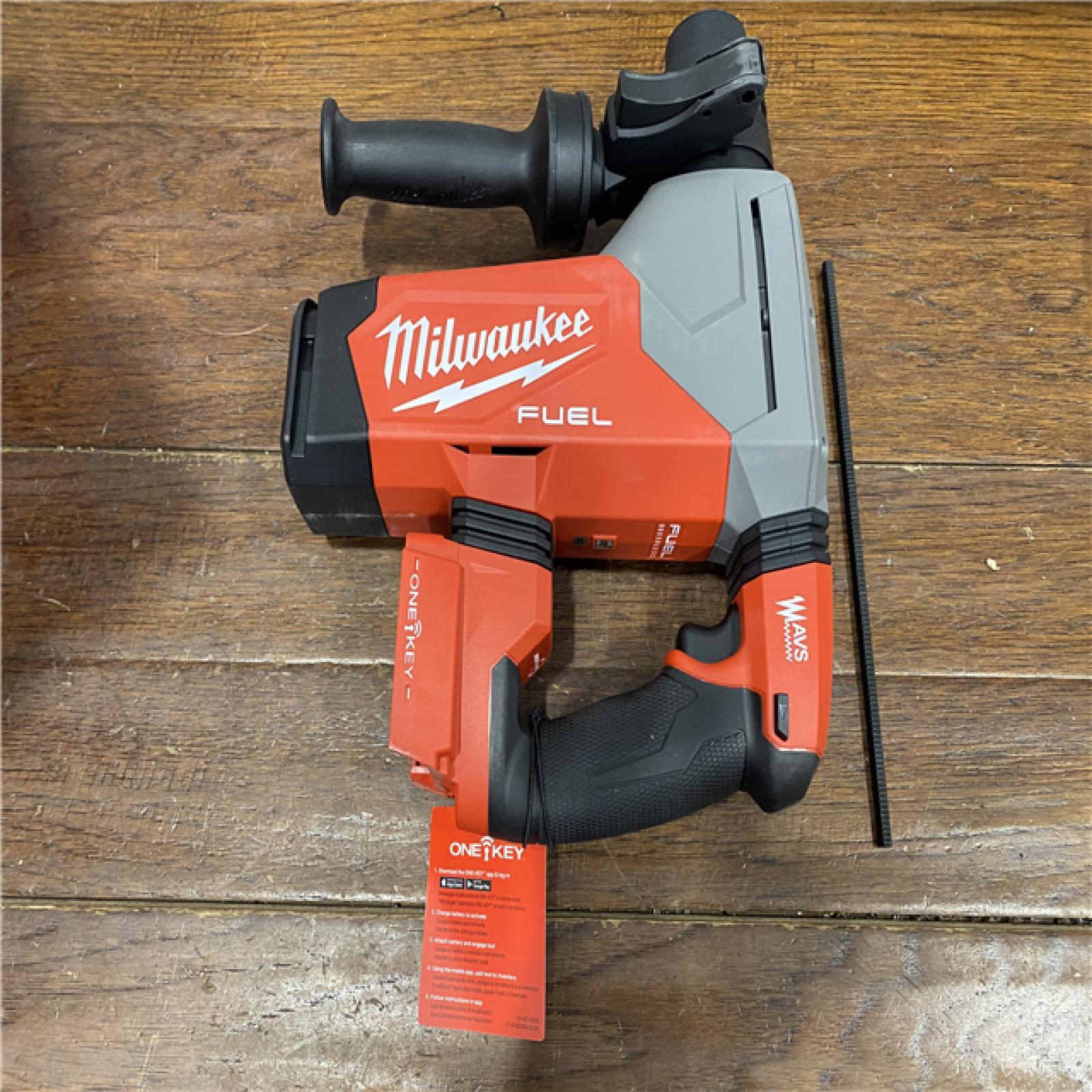 NEW Milwaukee 2915-20 M18 FUEL 18-Volt Lithium-Ion Brushless Cordless SDS-Plus 1-1/8 in. Rotary Hammer Drill (Tool-Only)