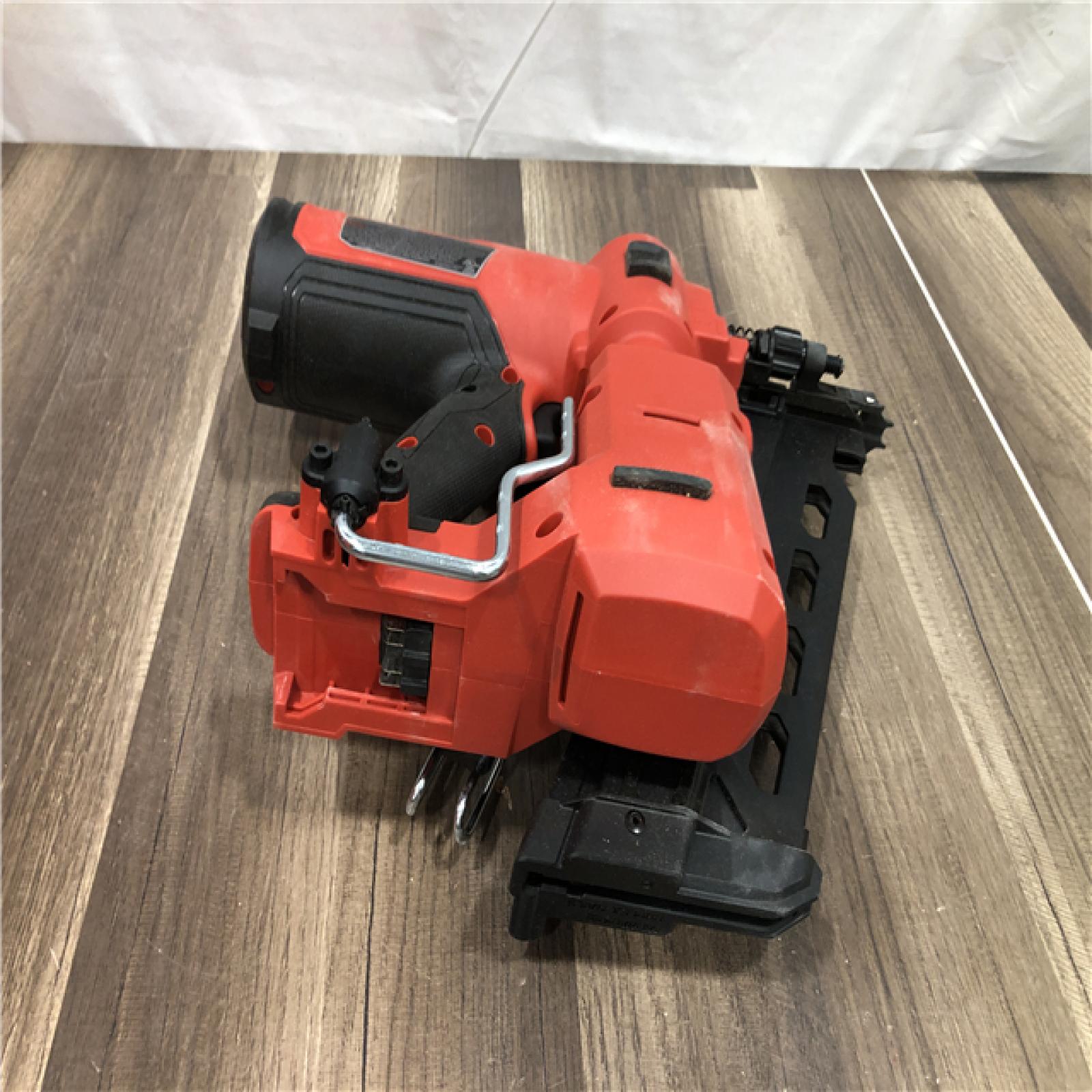 AS-IS Milwaukee FUEL 18-Volt Brushless Lithium-Ion Cordless 21-Degree Duplex Nailer