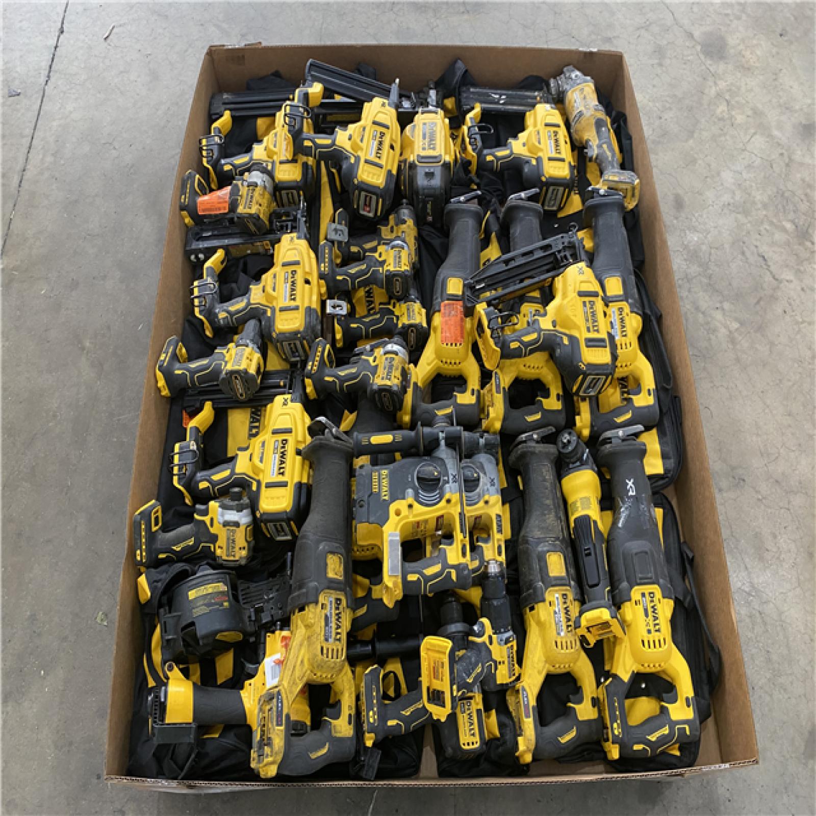Houston Location AS IS - Tool Pallet
