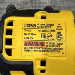 LIKE NEW - DEWALT 20V MAX Lithium-Ion Cordless 2-Tool Combo Kit