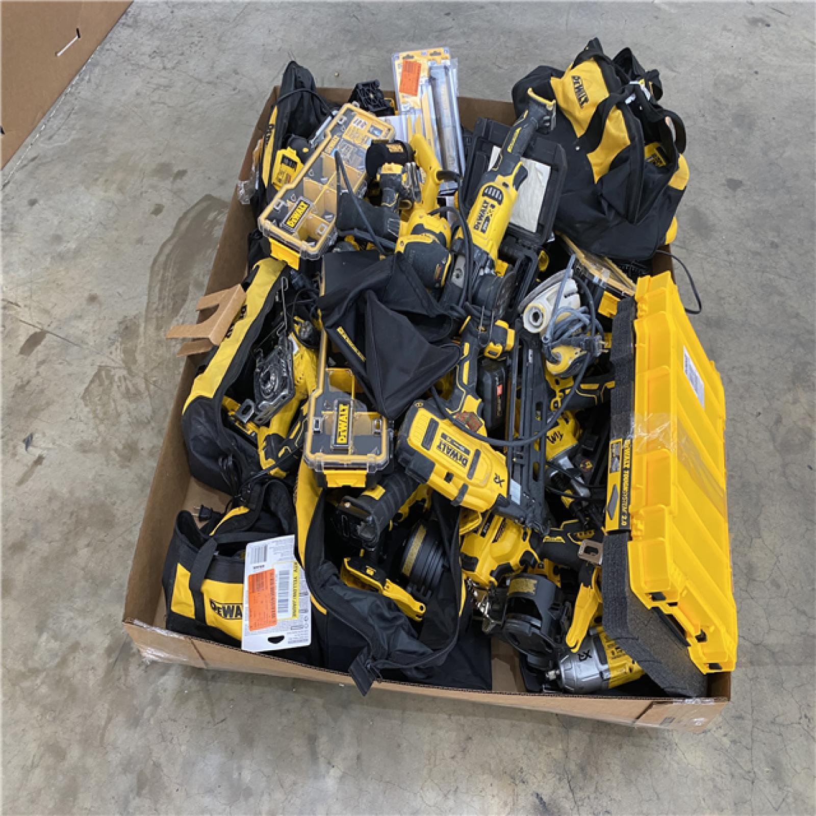 Houston Location AS IS - Tool Pallet