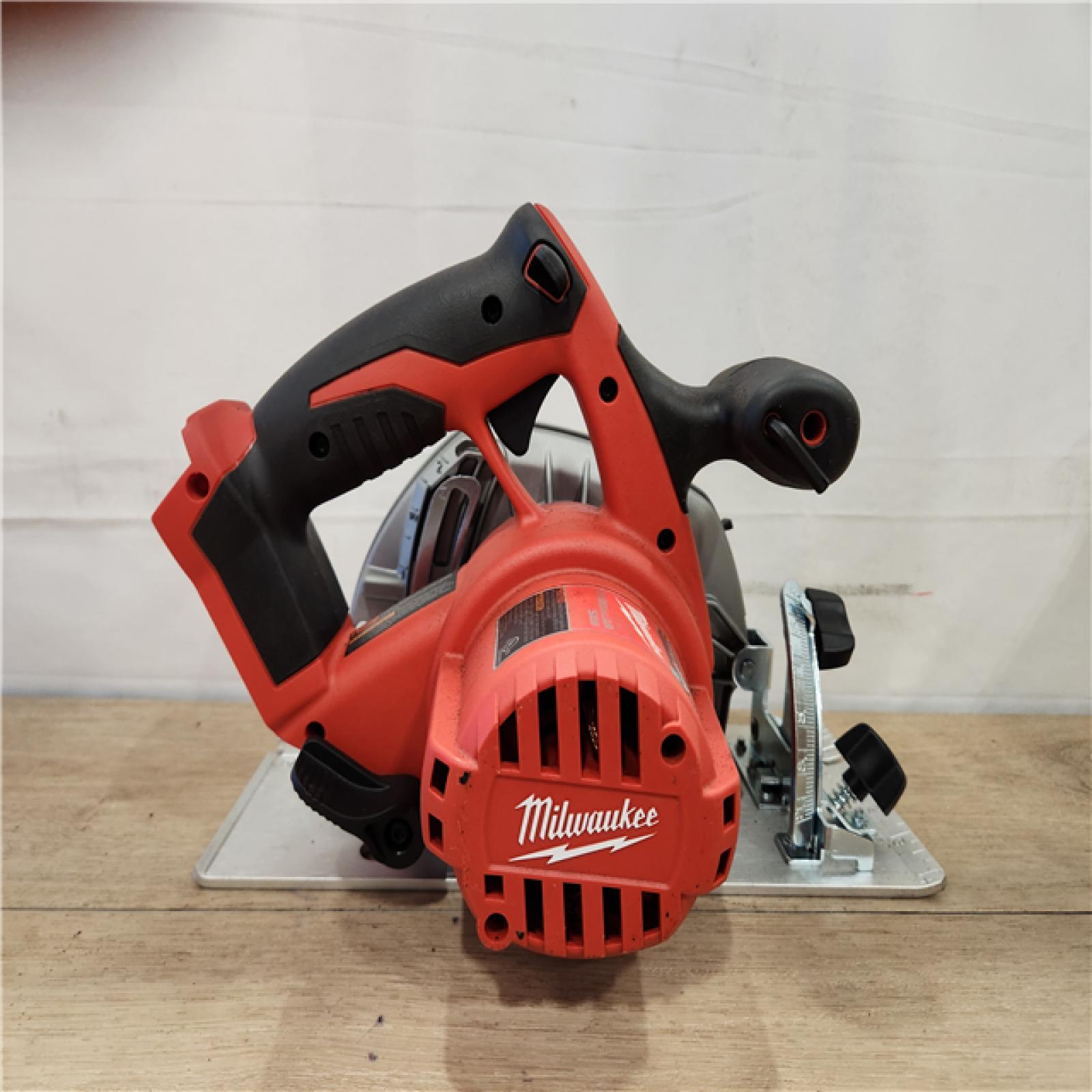 AS-IS- Milwaukee M18 6 1/2 Circular Saw (Tool Only)