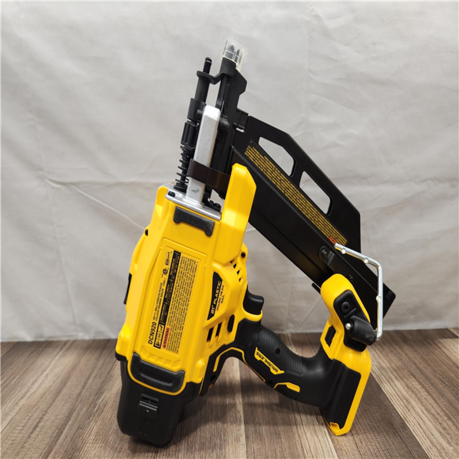 AS-IS- DEWALT 20-Volt 21° Cordless Framing Nailer (Tool-Only)