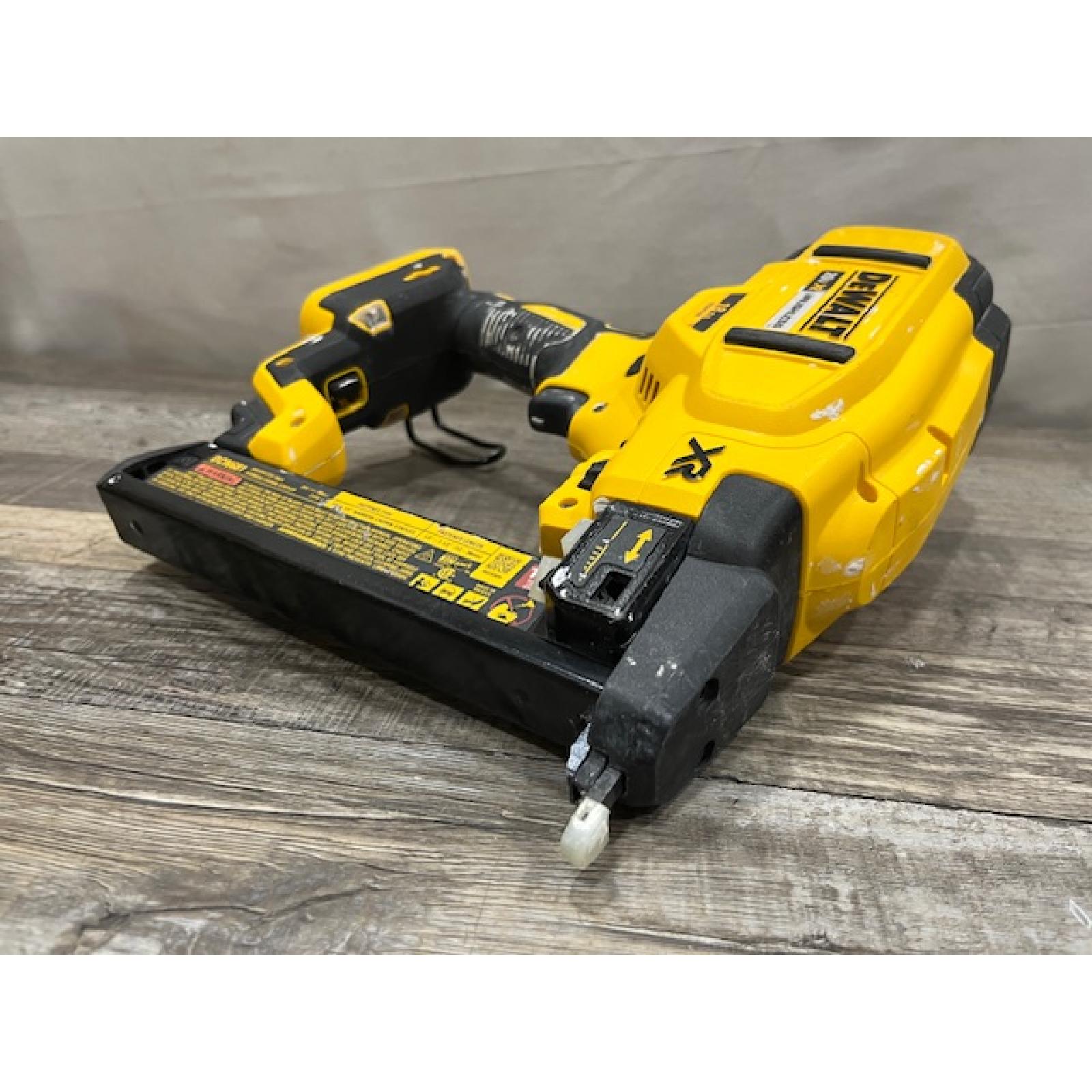 AS-IS DEWALT 35-Degree Pneumatic Metal Connector Nailer