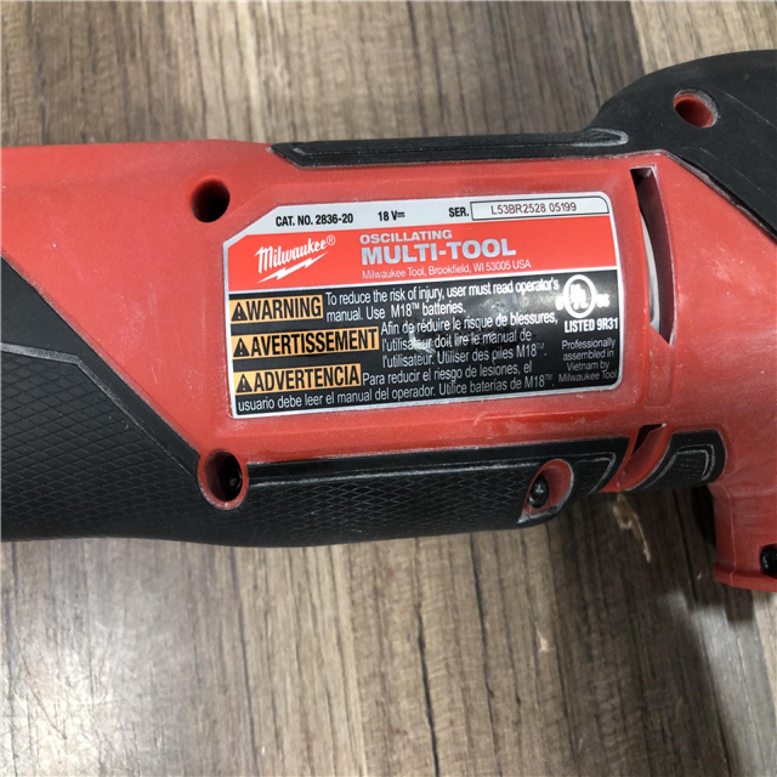 AS-IS Milwaukee FUEL 18V Lithium-Ion Cordless Brushless Oscillating Multi-Tool (Tool-Only)