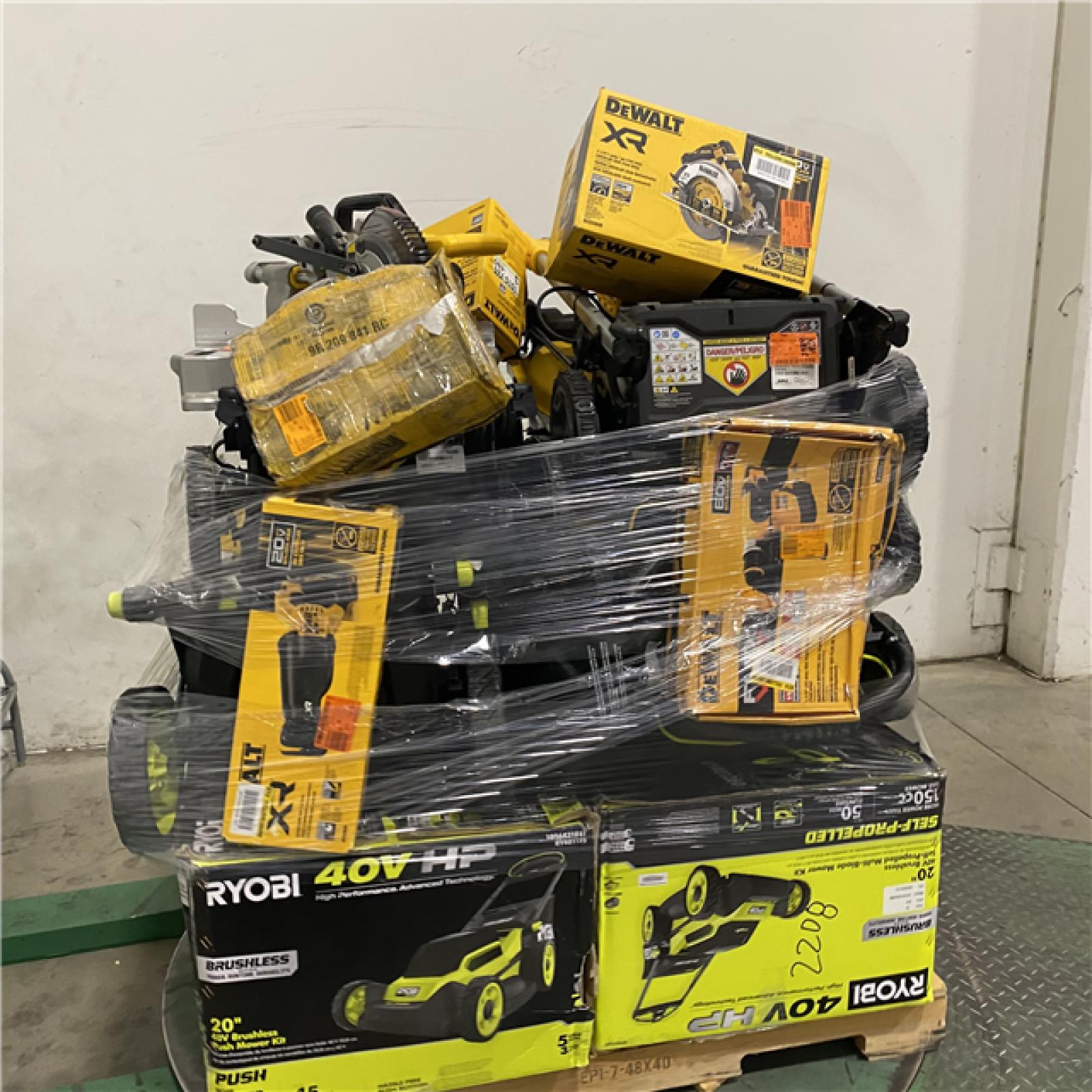 Dallas Location - As-Is Tool Pallet