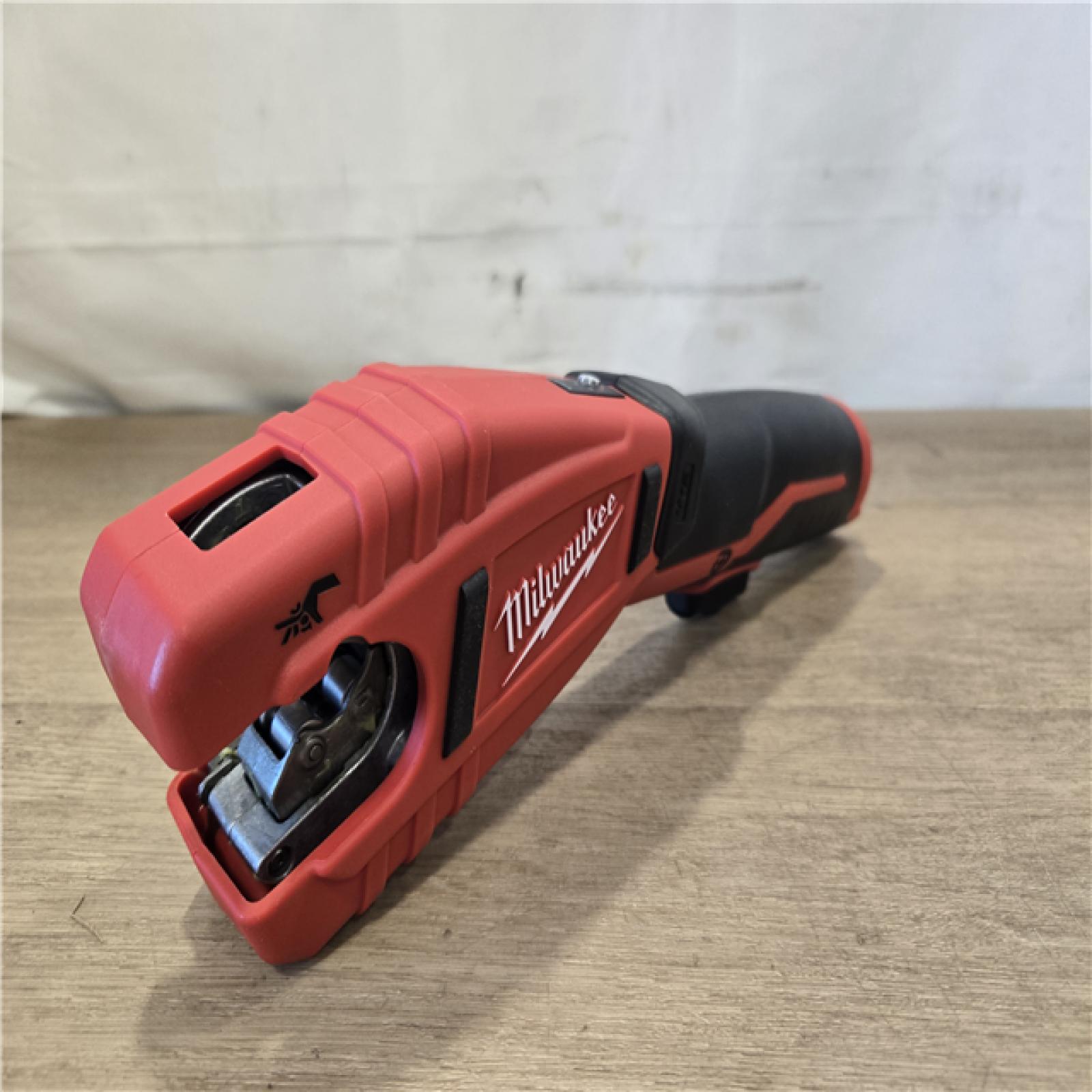 AS-IS Milwaukee M12 12V Cordless Copper Tubing Cutter (Tool-Only)