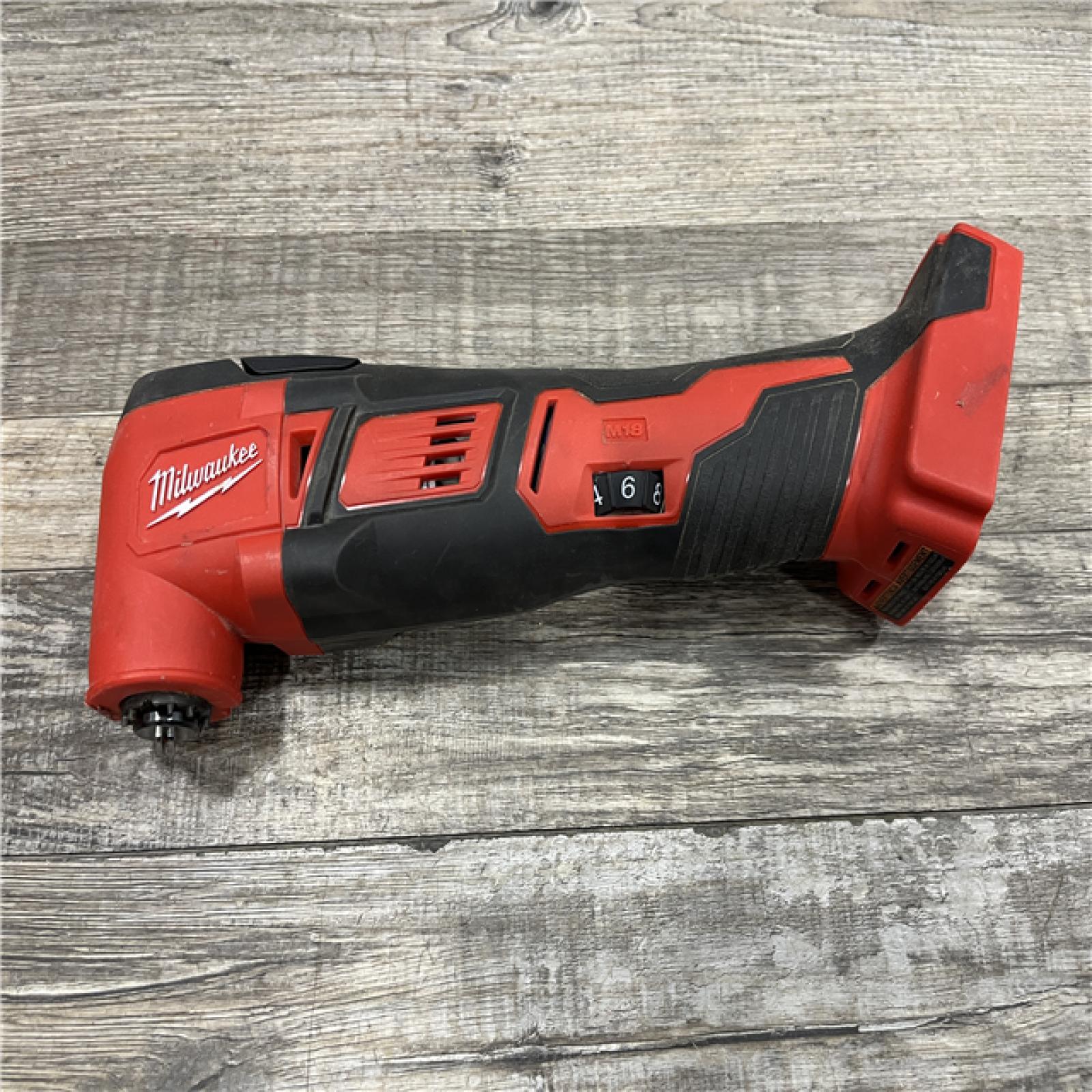 AS-IS Milwaukee 18V Lithium-Ion Cordless Oscillating Multi-Tool (Tool-Only)