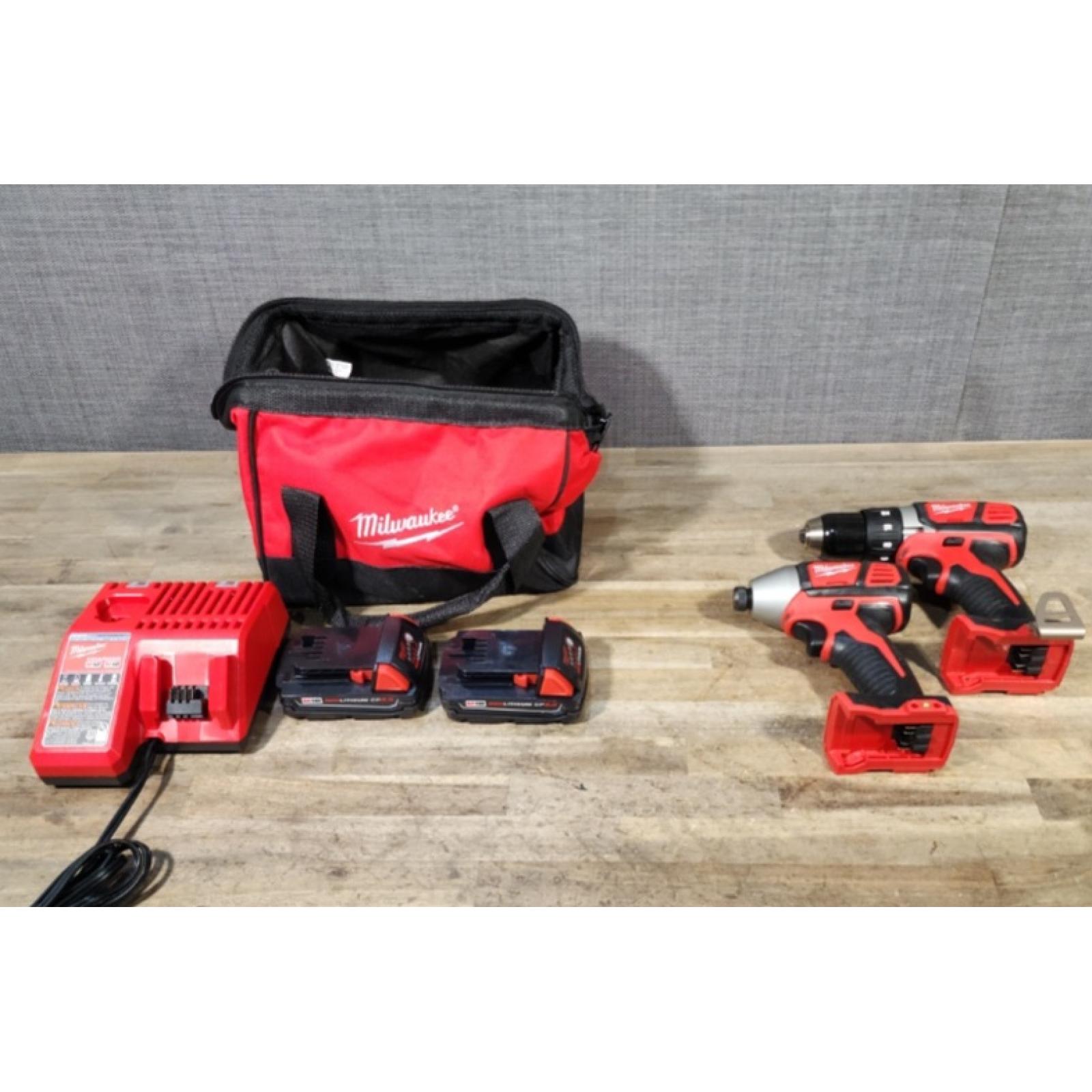 HOUSTON LOCATION - AS-IS Milwaukee M18 Brushed Cordless (2-Tool) Drill/Driver and Impact Driver Kit