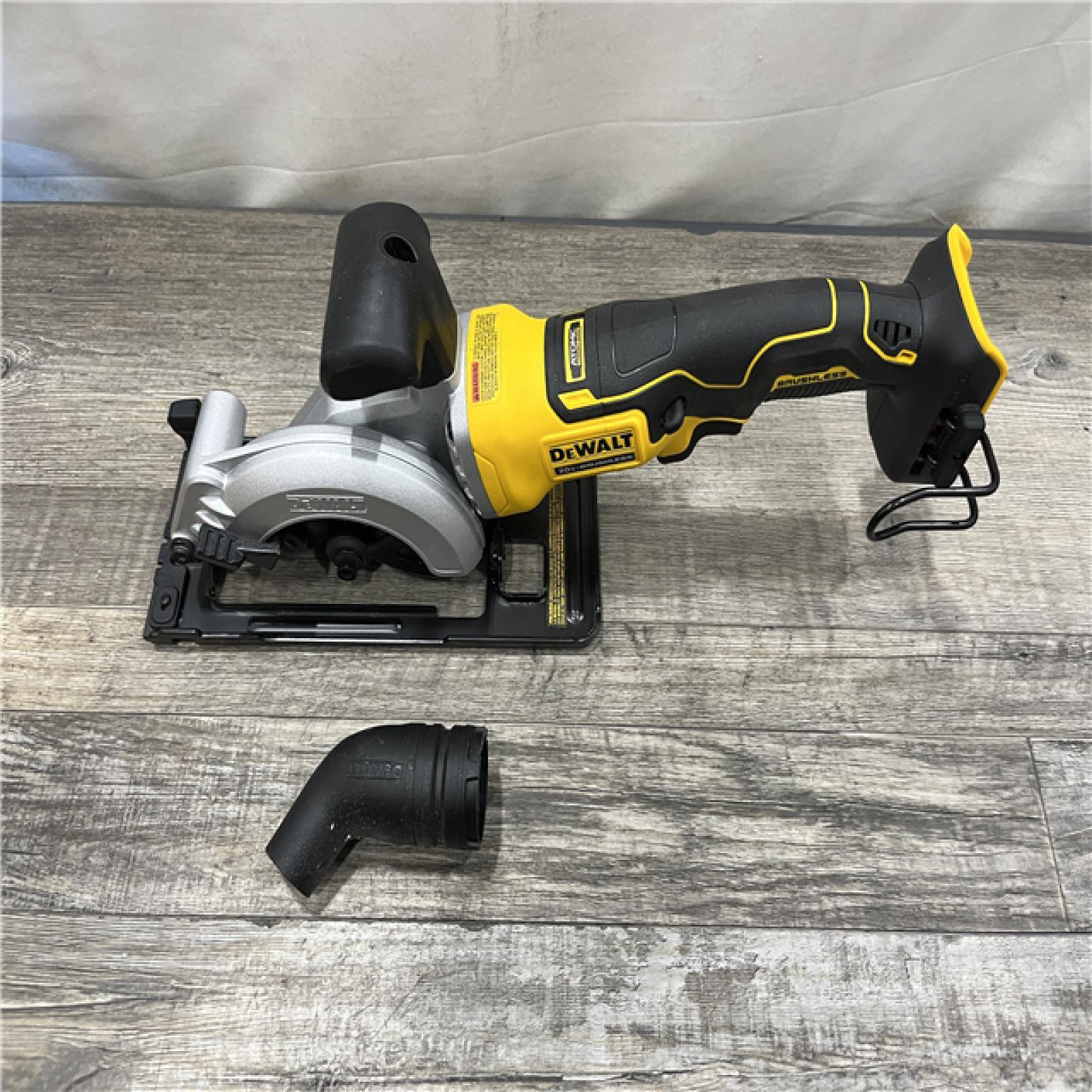 AS-IS DEWALT ATOMIC 20V MAX Cordless Brushless 4-1/2 in. Circular Saw (Tool Only)