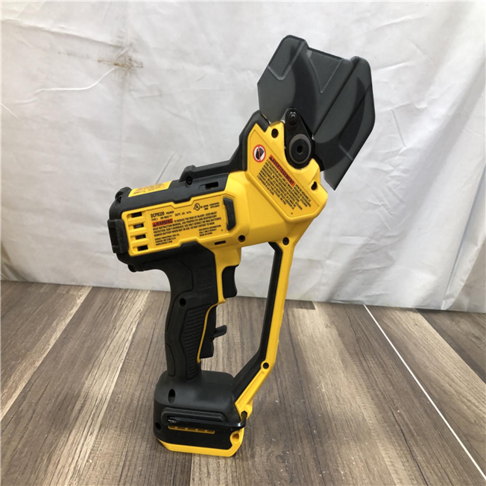 AS-IS DEWALT 20-Volt MAX 1 -1/2 in. Capacity Cordless Battery Powered Pruner (Tool Only)