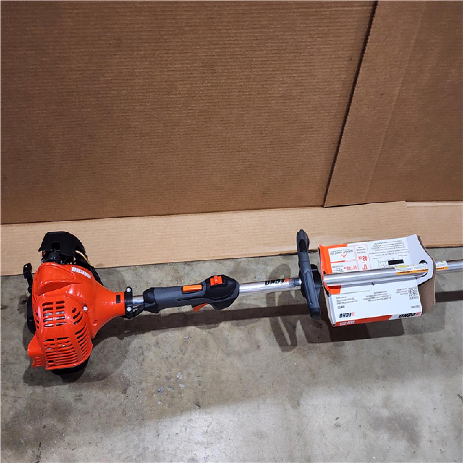 HOUSTON LOCATION - AS-IS Echo SRM-225 21.2cc 2 Stroke Fuel Efficient Durable Gas Straight Shaft Trimmer