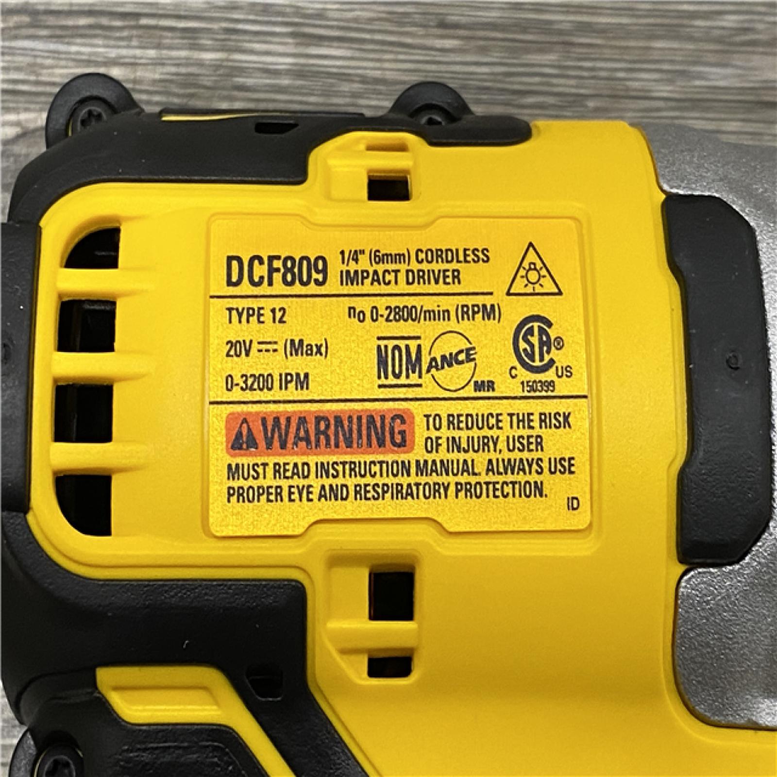 AS-IS DEWALT Atomic 20V Max Lithium-Ion Brushless Cordless Compact 1/4 in. Impact Driver Kit