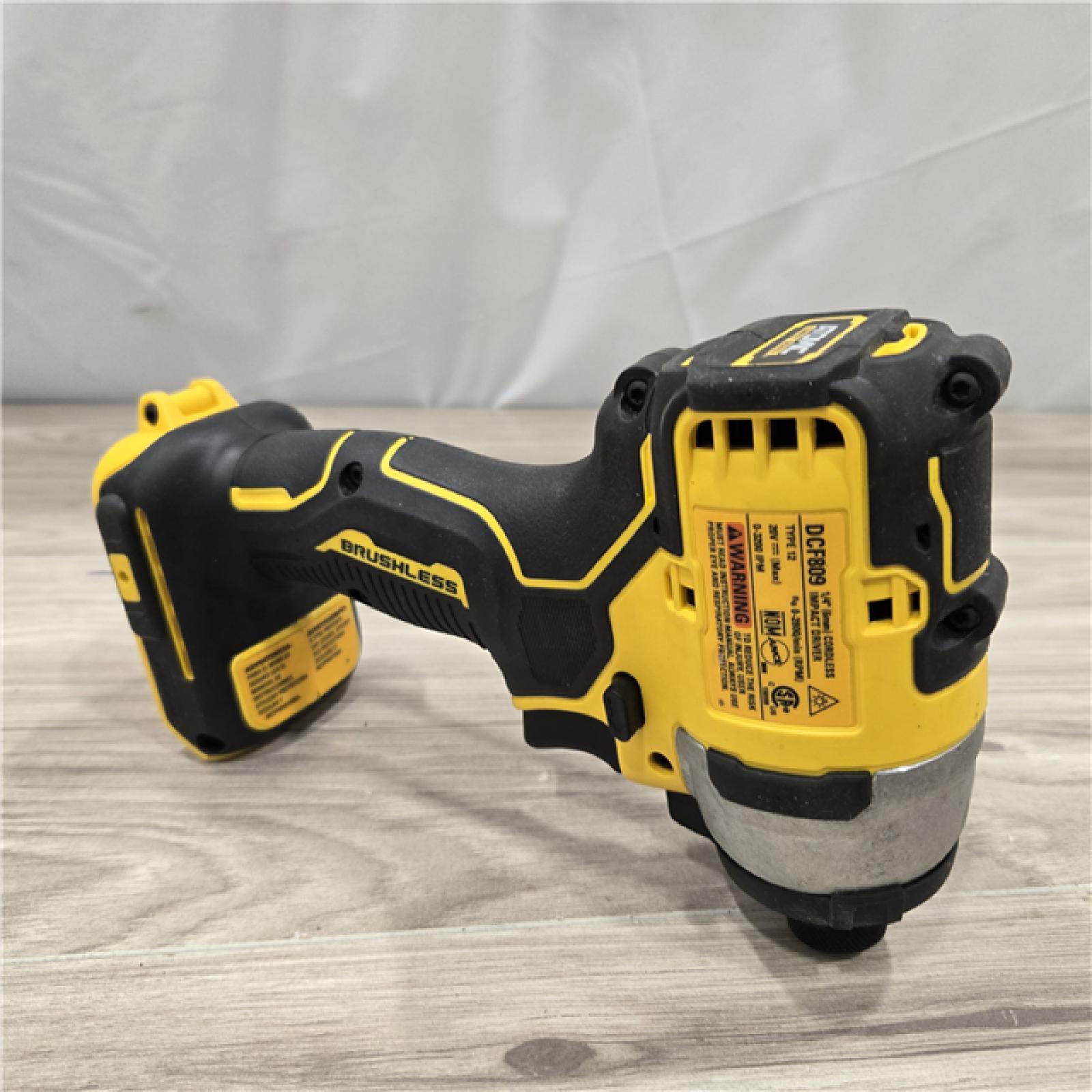 AS-IS Dewalt DCK225D2 20V MAX ATOMIC Compact Cordless Drill Driver and Impact Driver Combo Kit