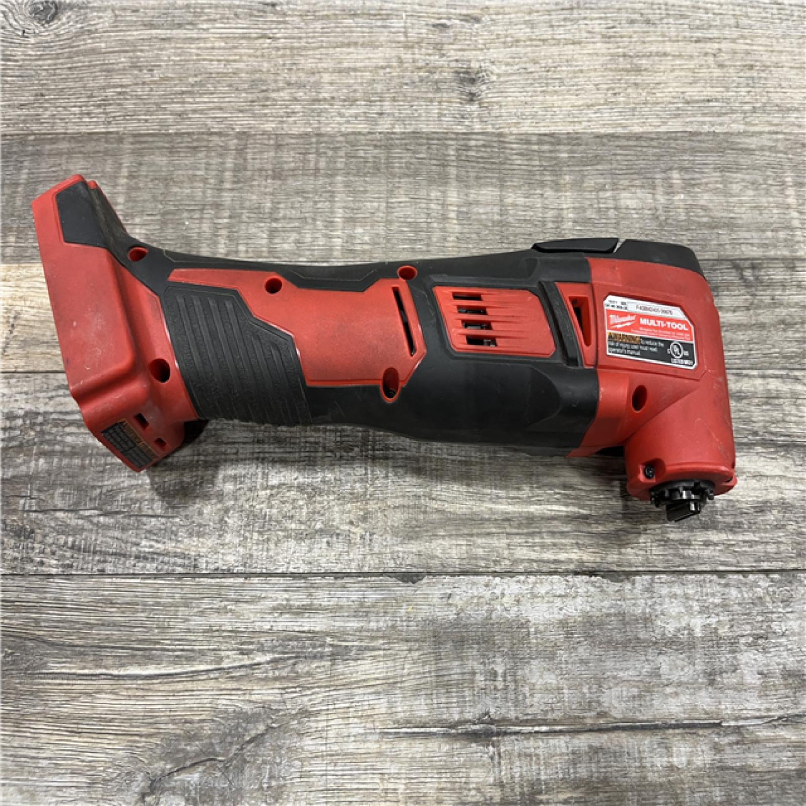 AS-IS Milwaukee 18V Lithium-Ion Cordless Oscillating Multi-Tool (Tool-Only)