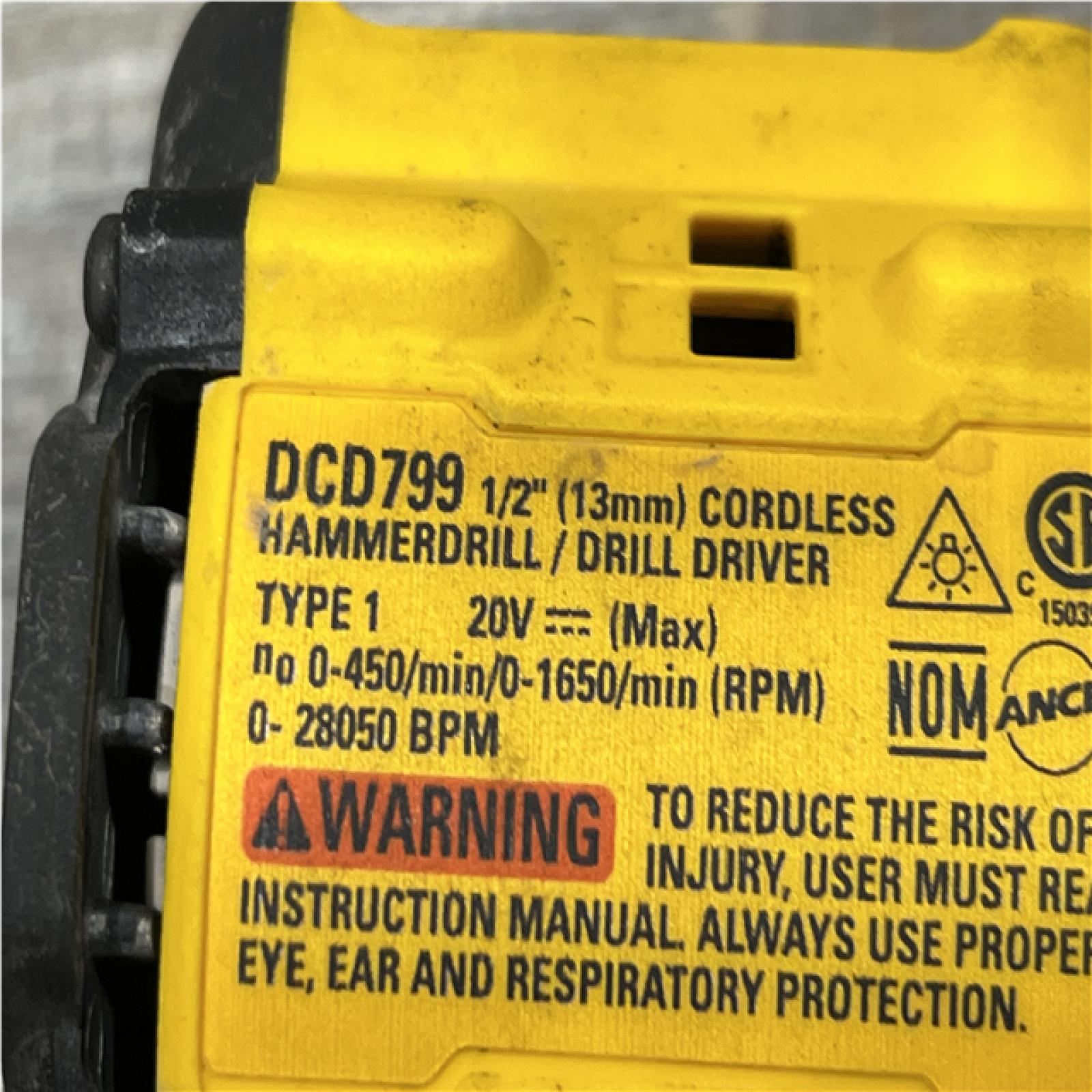 AS-IS DEWALT ATOMIC 20V Lithium-Ion Cordless 1/2 in. Hammer Drill Kit