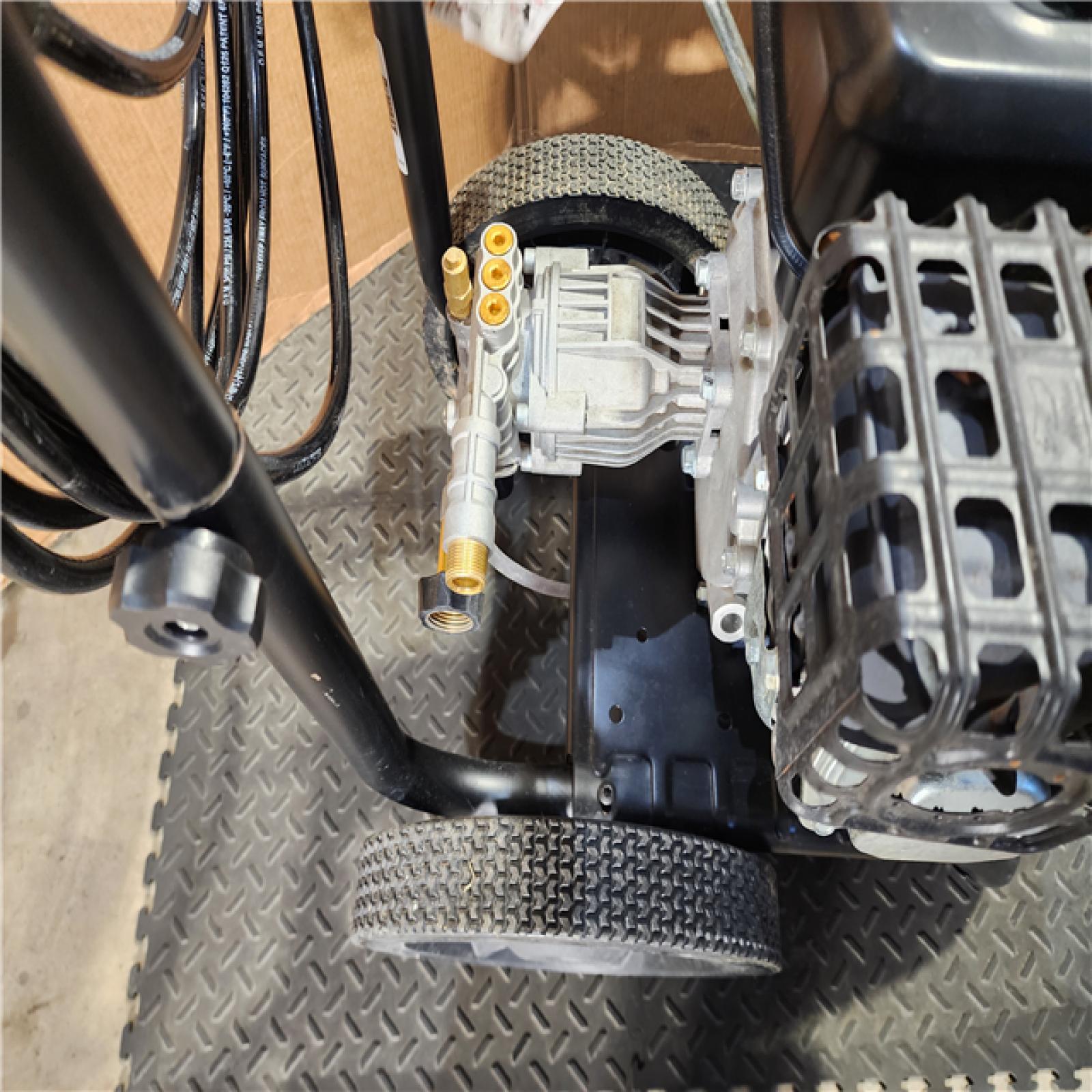 HOUSTON LOCATION - AS-IS DEWALT 3400 PSI 2.5 GPM Gas Cold Water Pressure Washer with 208cc Engine