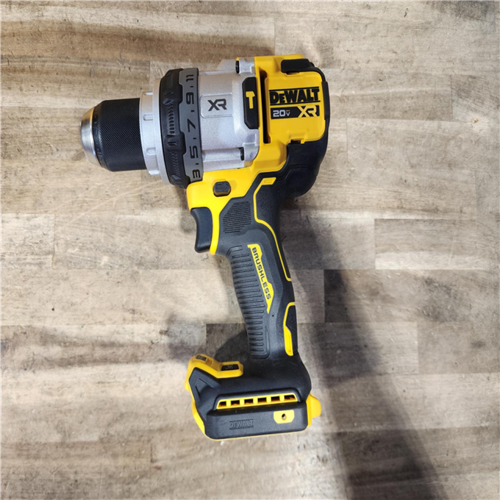 HOUSTON LOCATION - AS-IS (APPEARS LIKE NEW) DEWALT Atomic 20V Max Lithium-Ion Brushless Cordless Compact 1/4 in. Impact Driver Kit