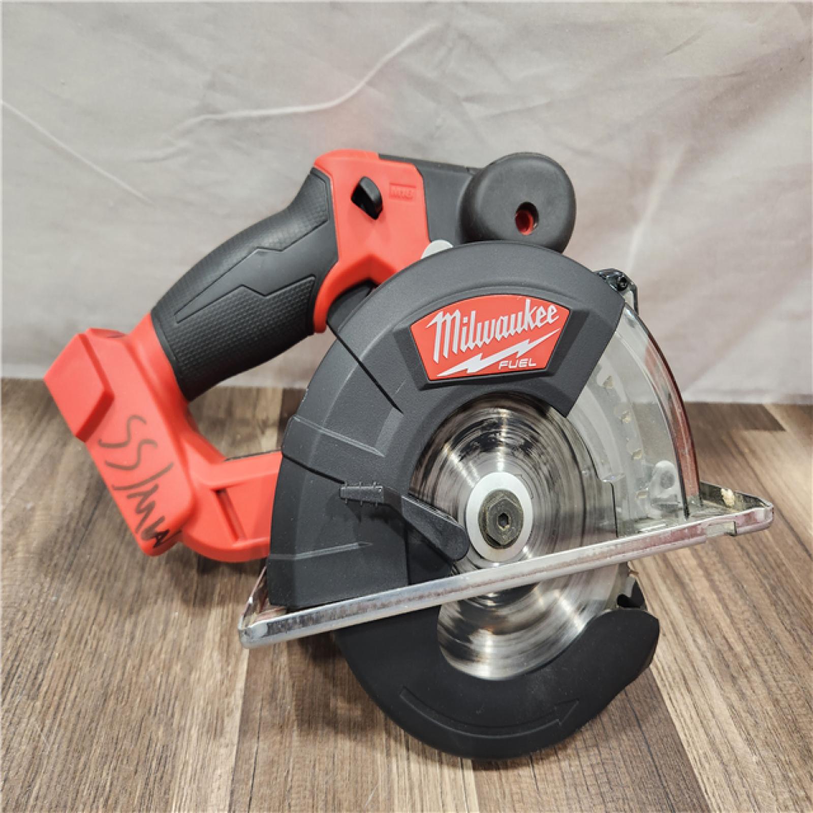 AS-IS- Milwaukee M18 FUEL 18V Brushless Lithium-Ion 5-3/8 Cordless Metal Saw (TOOL ONLY)