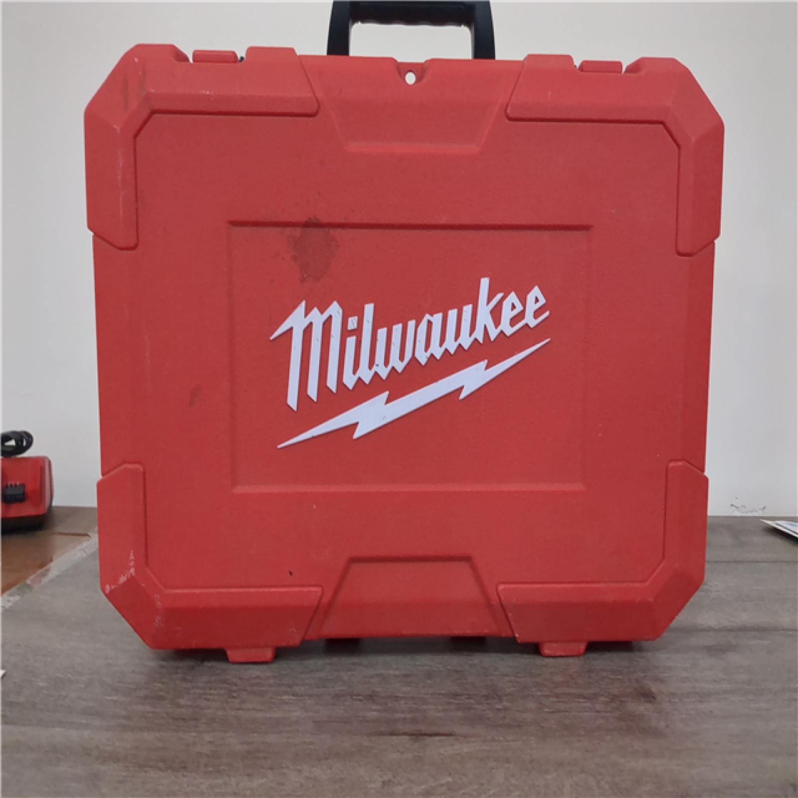California AS-IS Milwaukee M18 Short Throw Press Tool Kit  Includes (2) Batteries  Charger & Hard Case; Appears in Excellent Condition