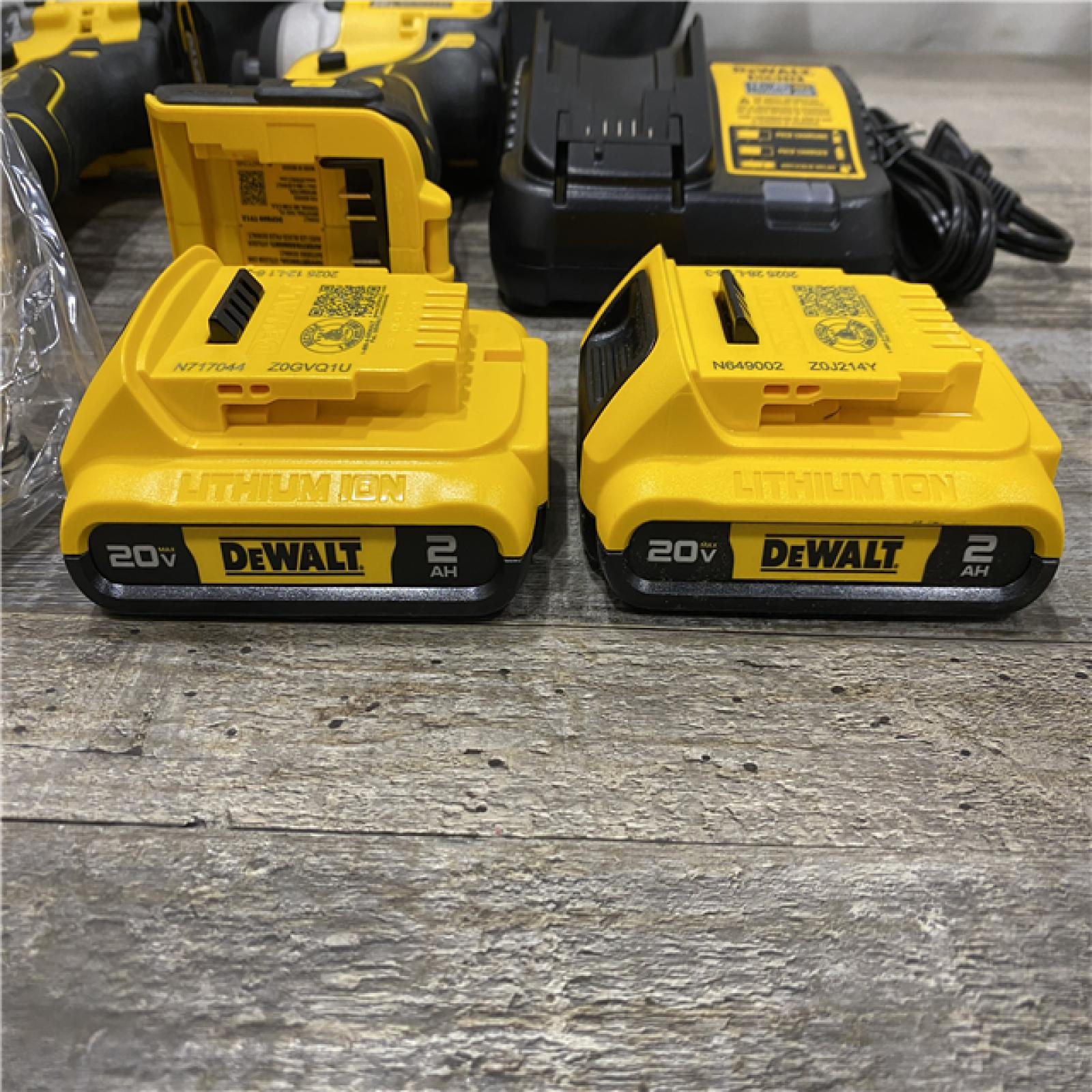 AS-IS DEWALT ATOMIC 20-Volt MAX Lithium-Ion Cordless Combo (2-Tool) Kit