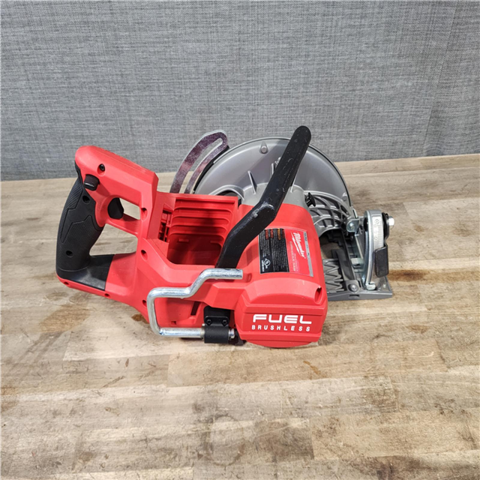HOUSTON LOCATION - AS-IS Milwaukee 2830-20 Rear Handle Circular Saw M18 FUEL 7-1/4 Cordless Brushless (Tool-Only)